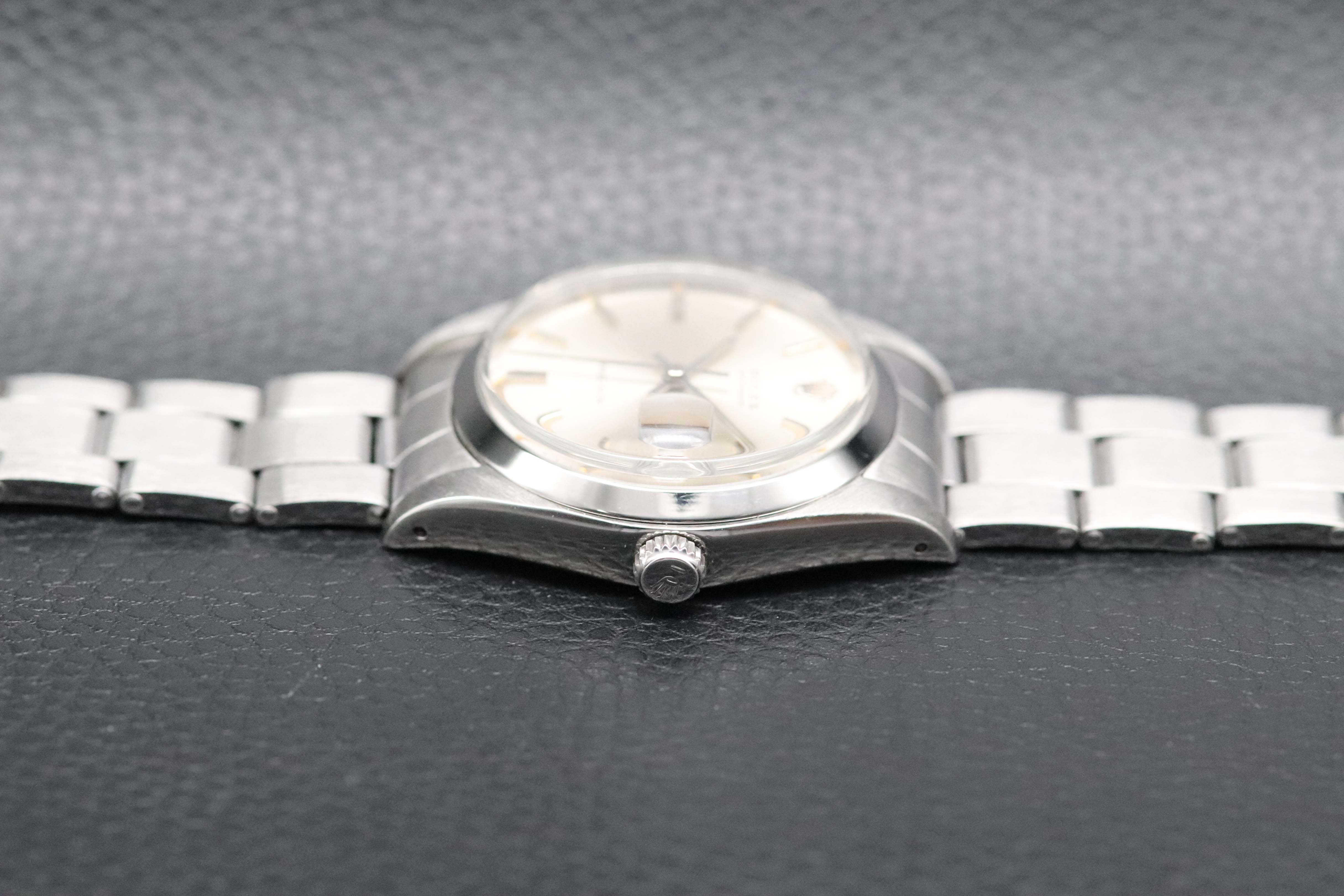 Rolex Oysterdate 6694 Silver Dial 1977