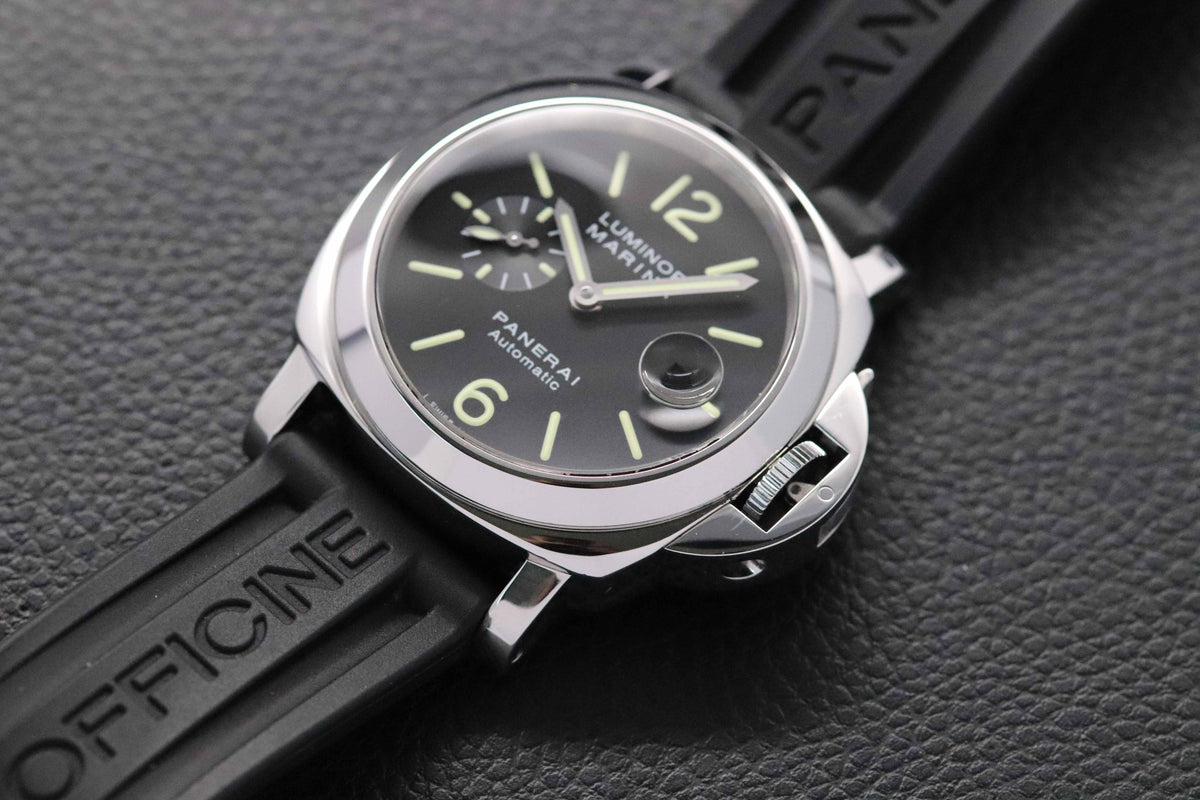 Panerai Luminor Base PAM00104 Fullset 2009 Box+Papers