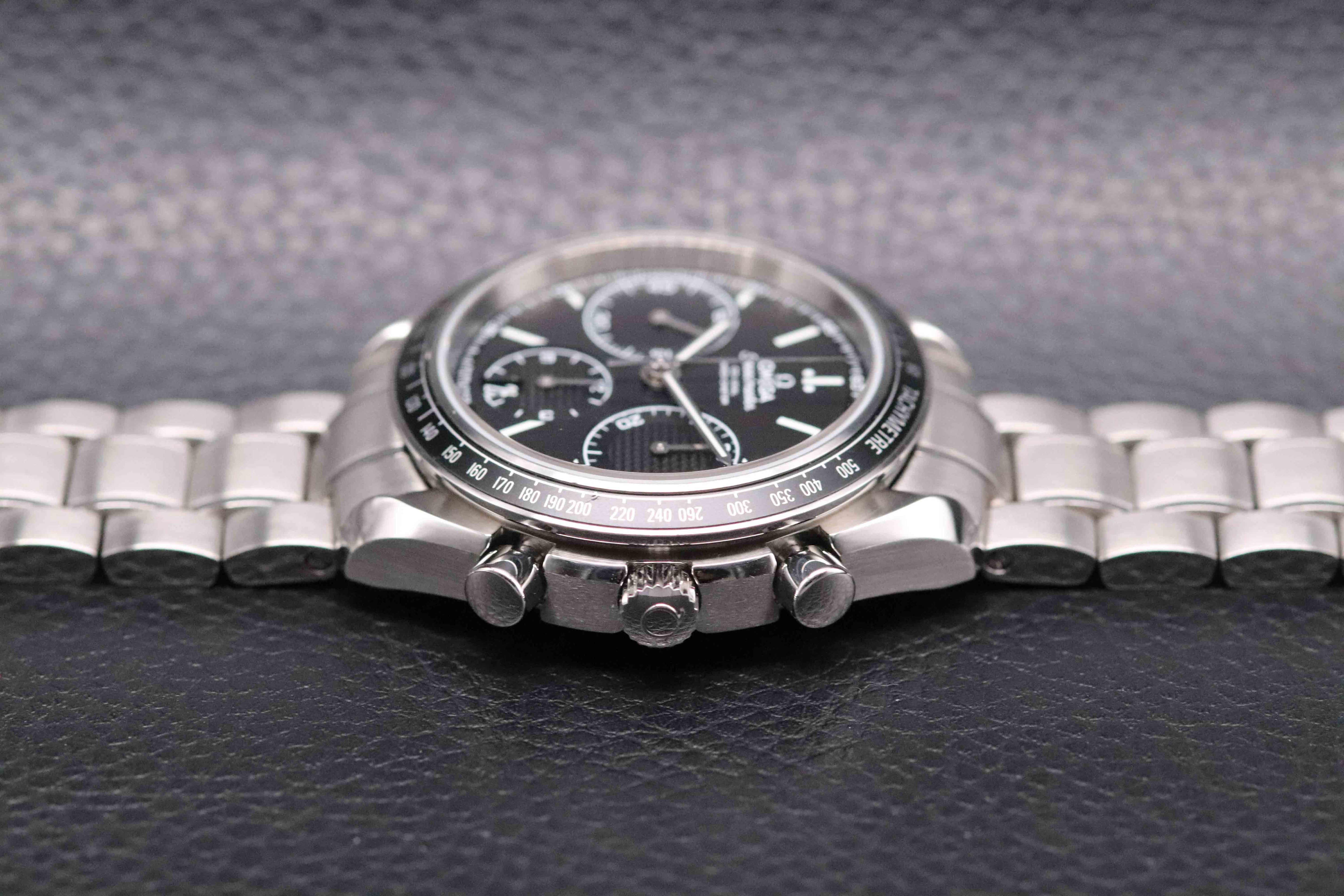 Omega Speedmaster Racing 326.30.40.50.01.001 Black Dial 2018