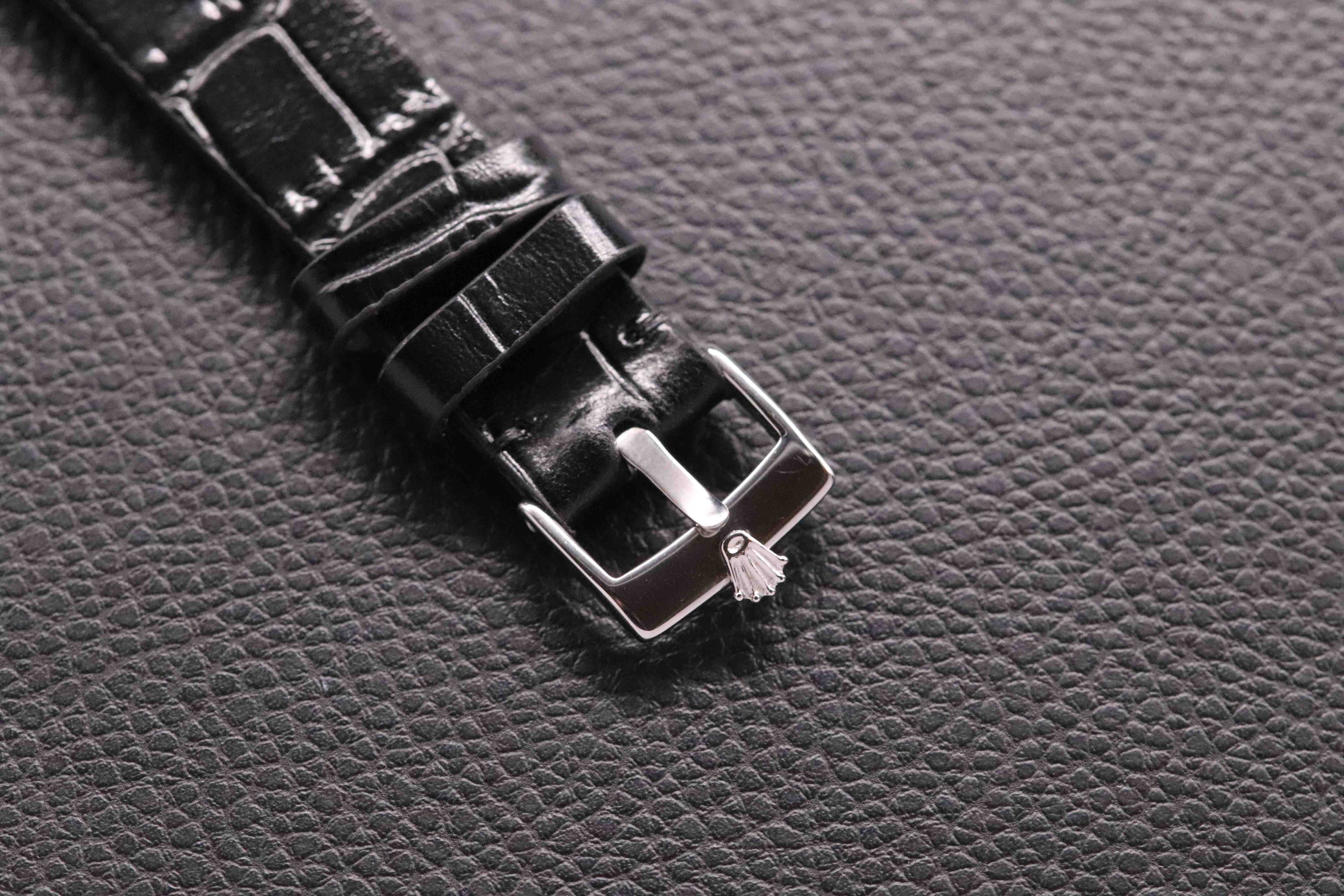 Rolex Oysterdate 6694 Champagne Dial 1960