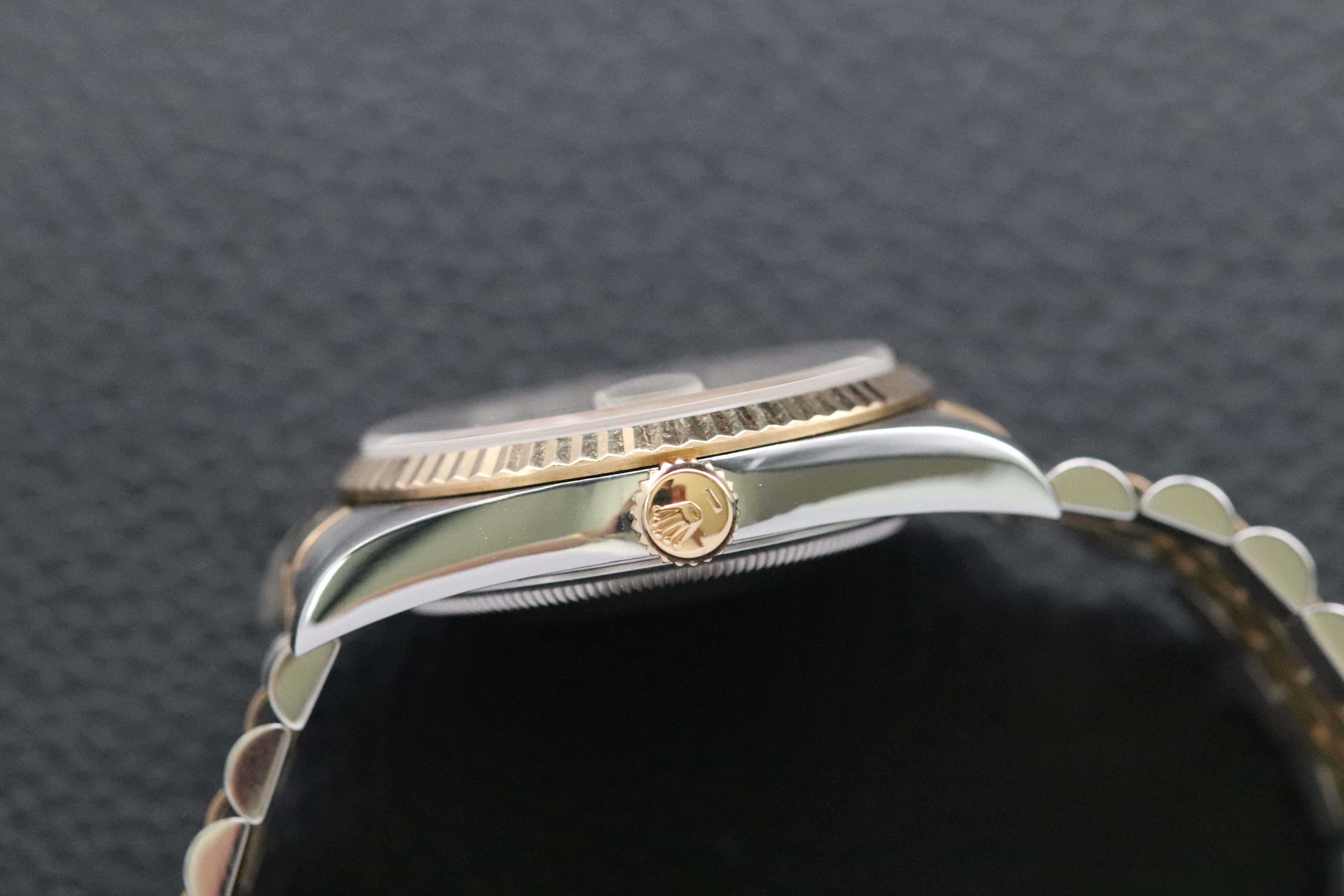 Rolex Datejust 36 16233G Set completo 1997 Scatola + documenti