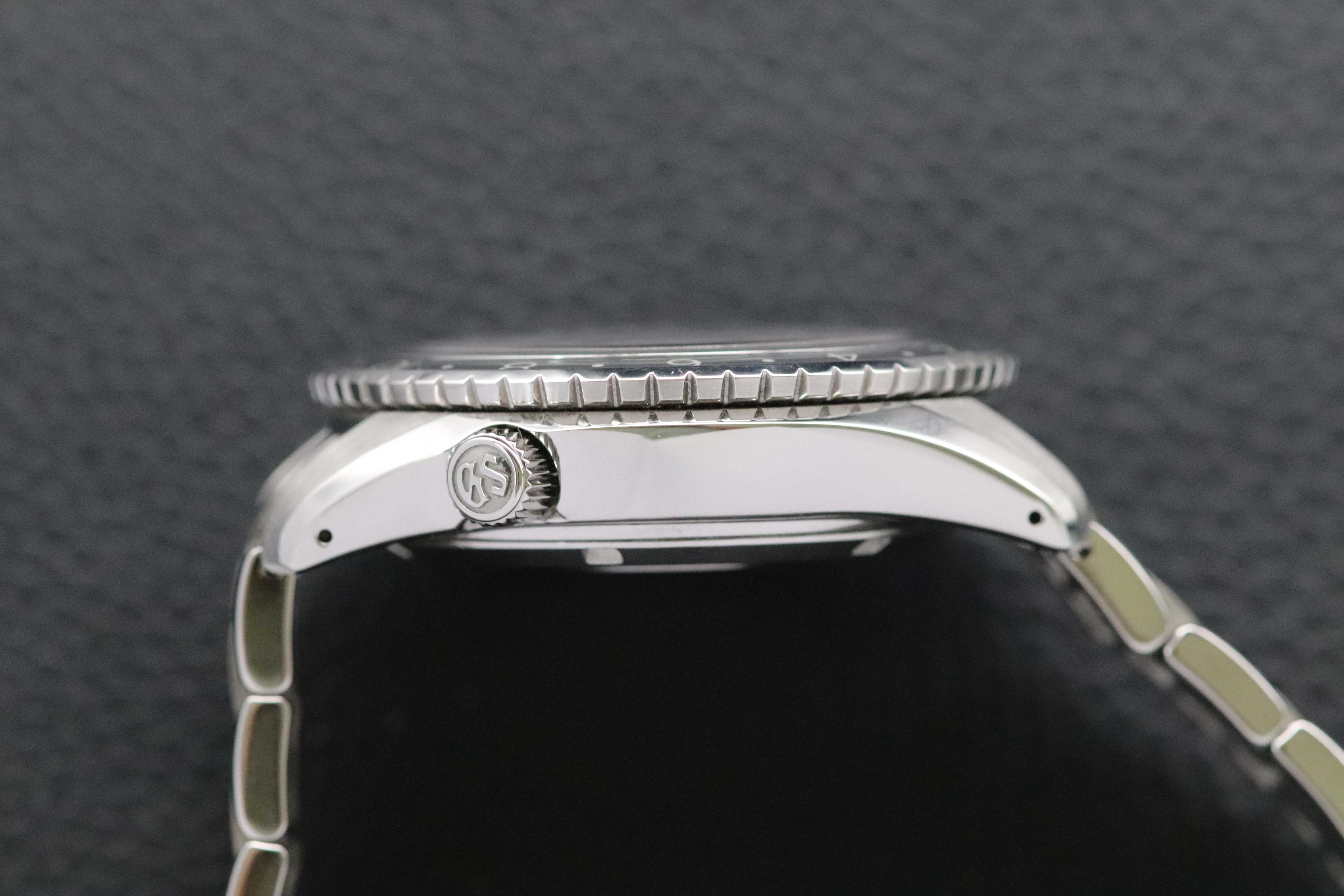 Grand Seiko Spring Drive GMT SBGE201/9R66-0AA0 Set completo 2018 con scatola e documenti