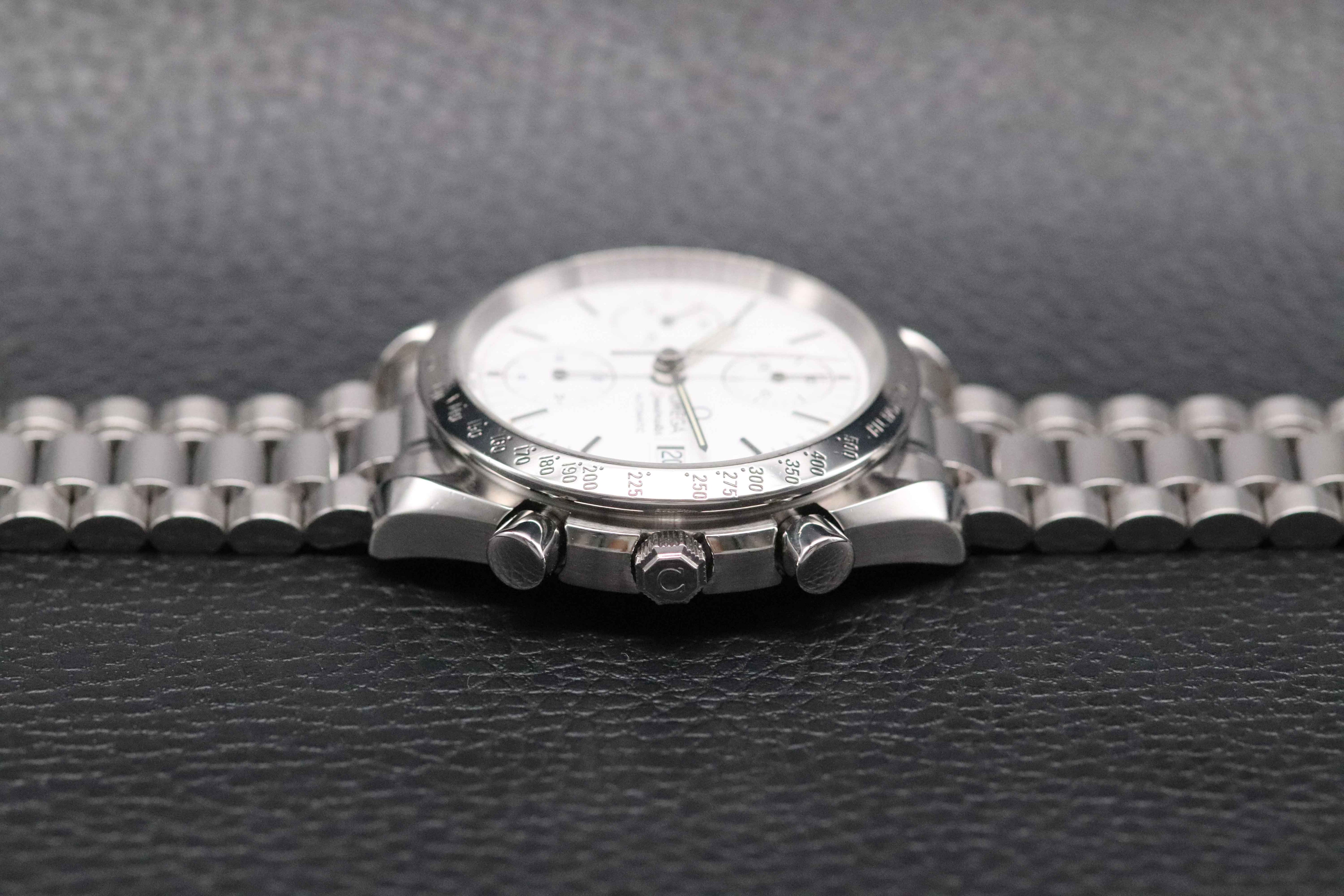 Omega Speedmaster Date 3511.20 White Dial 1998 Albino Papers