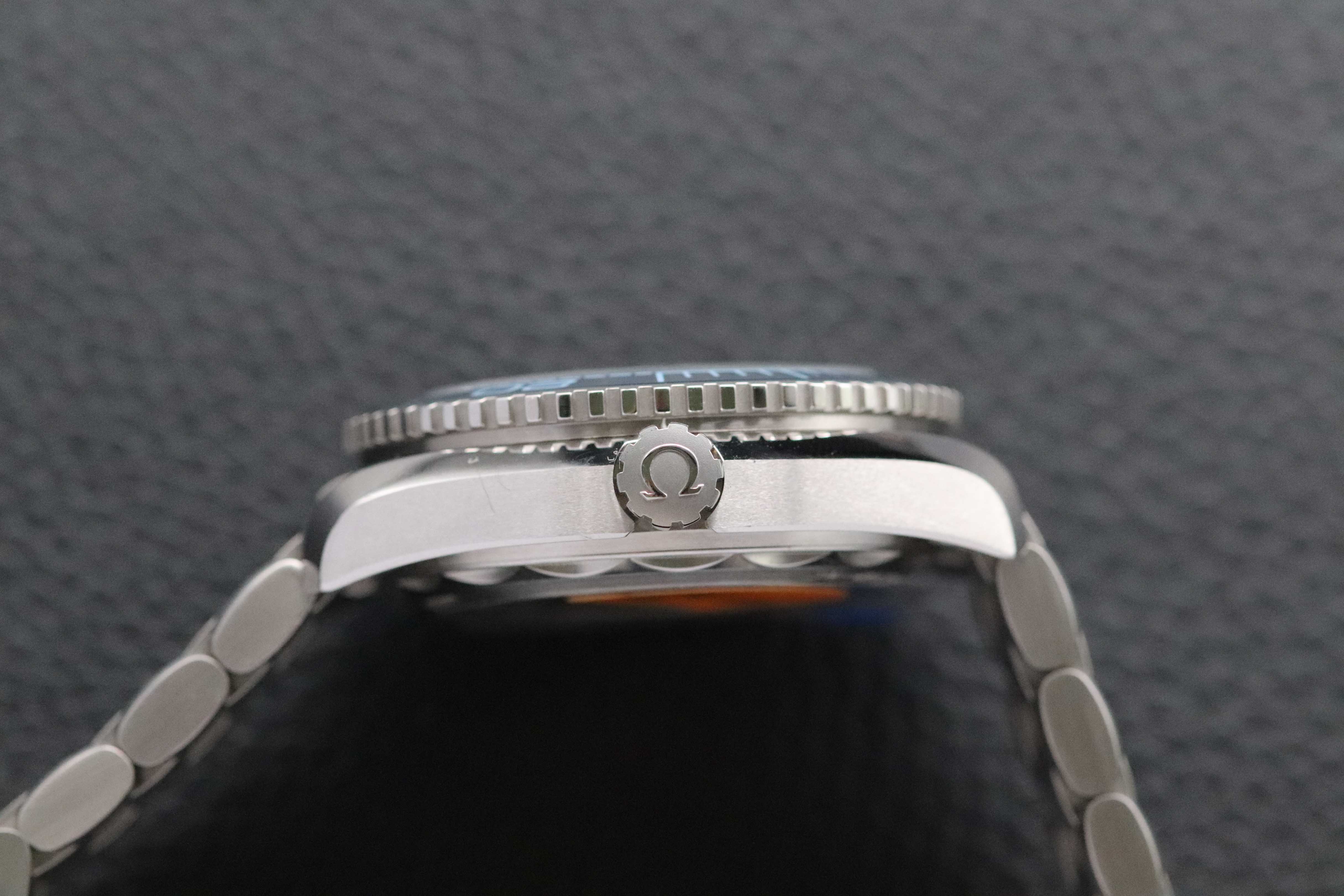 Omega Seamaster Planet Ocean 215.30.40.20.03.002 Complete Set 2026 Box + Papers