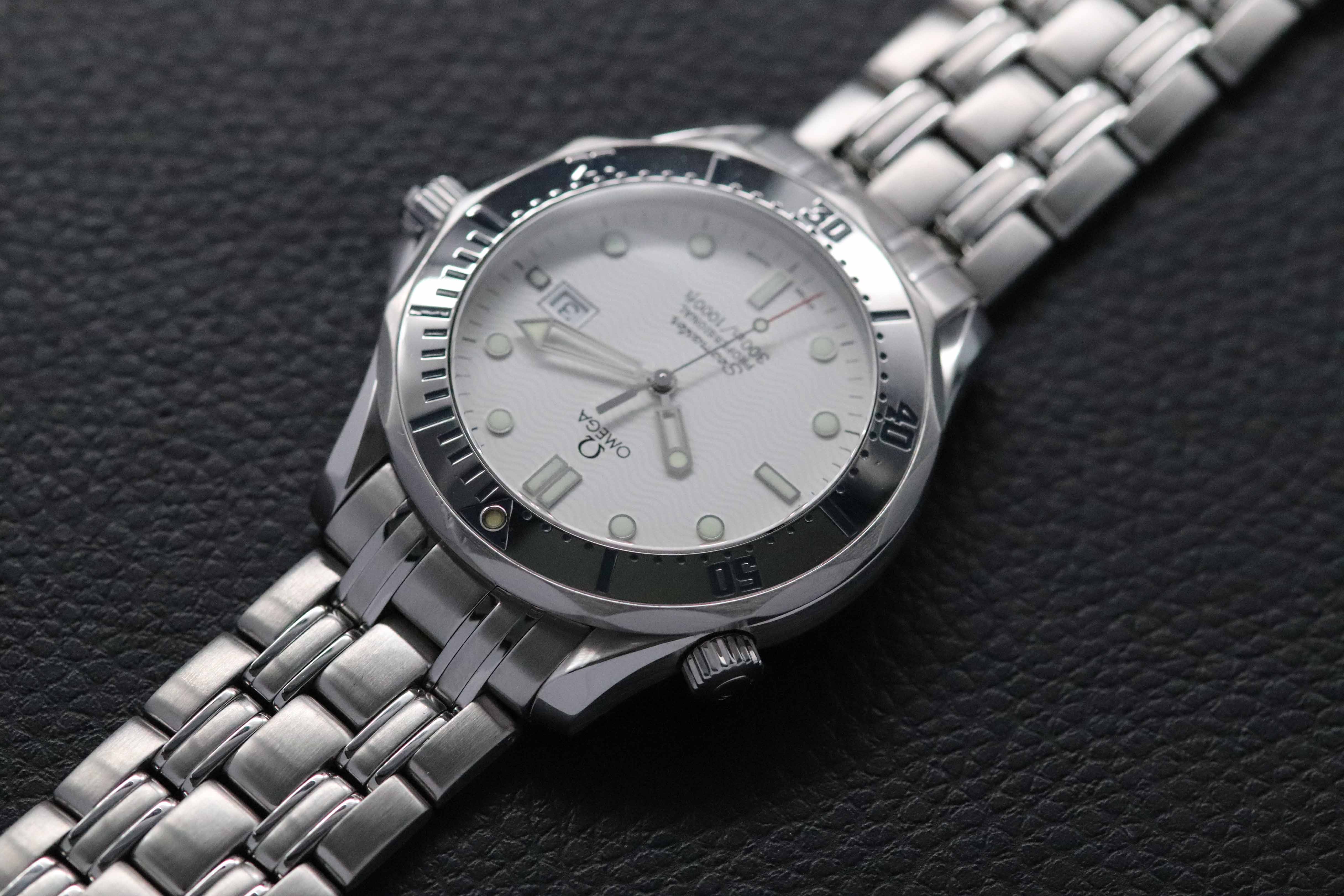 Omega Seamaster 300 Albino 2542.20 White Dial 1995