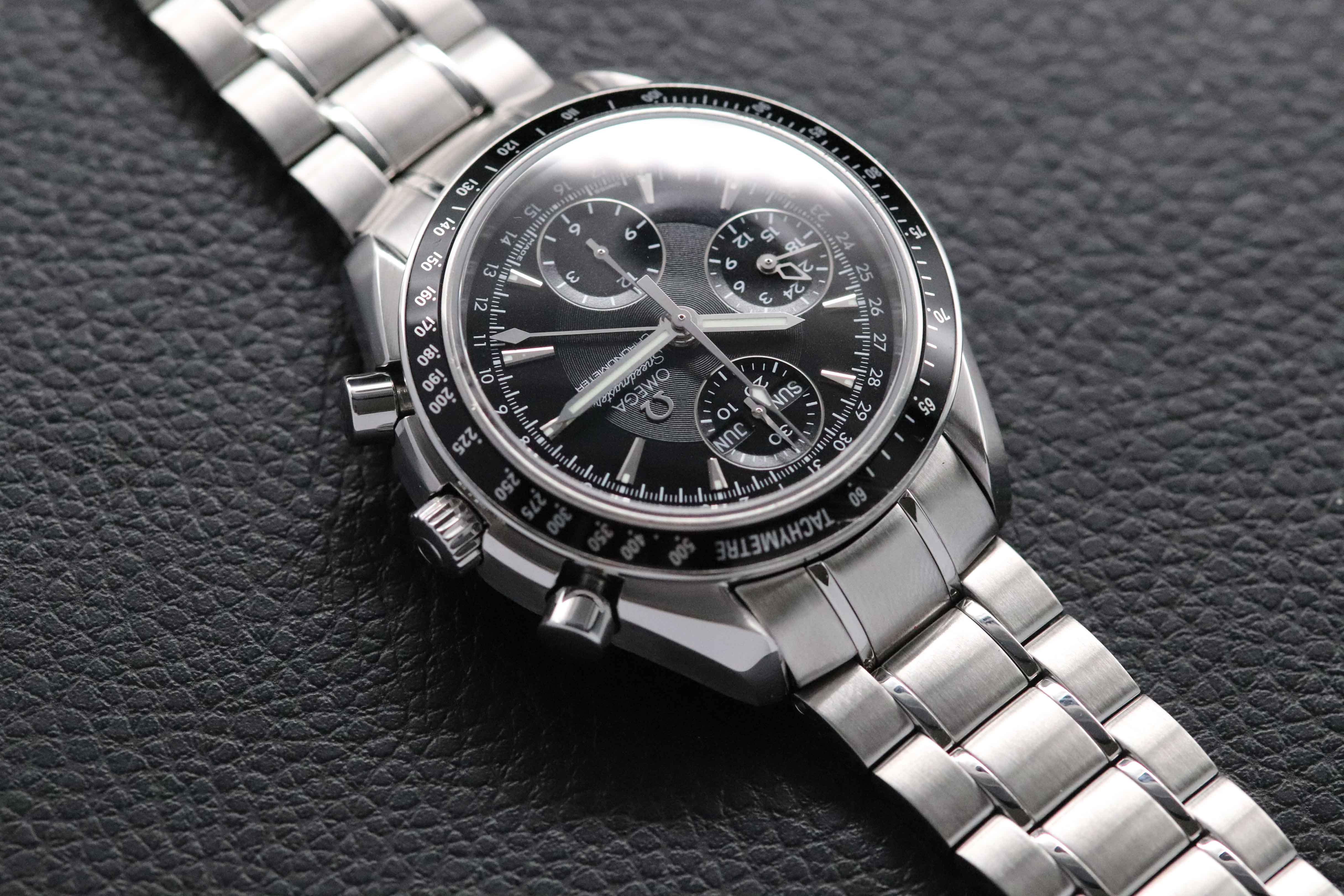 Omega Speedmaster Day Date 3220.50 Complete Set 2012 Box + Papers