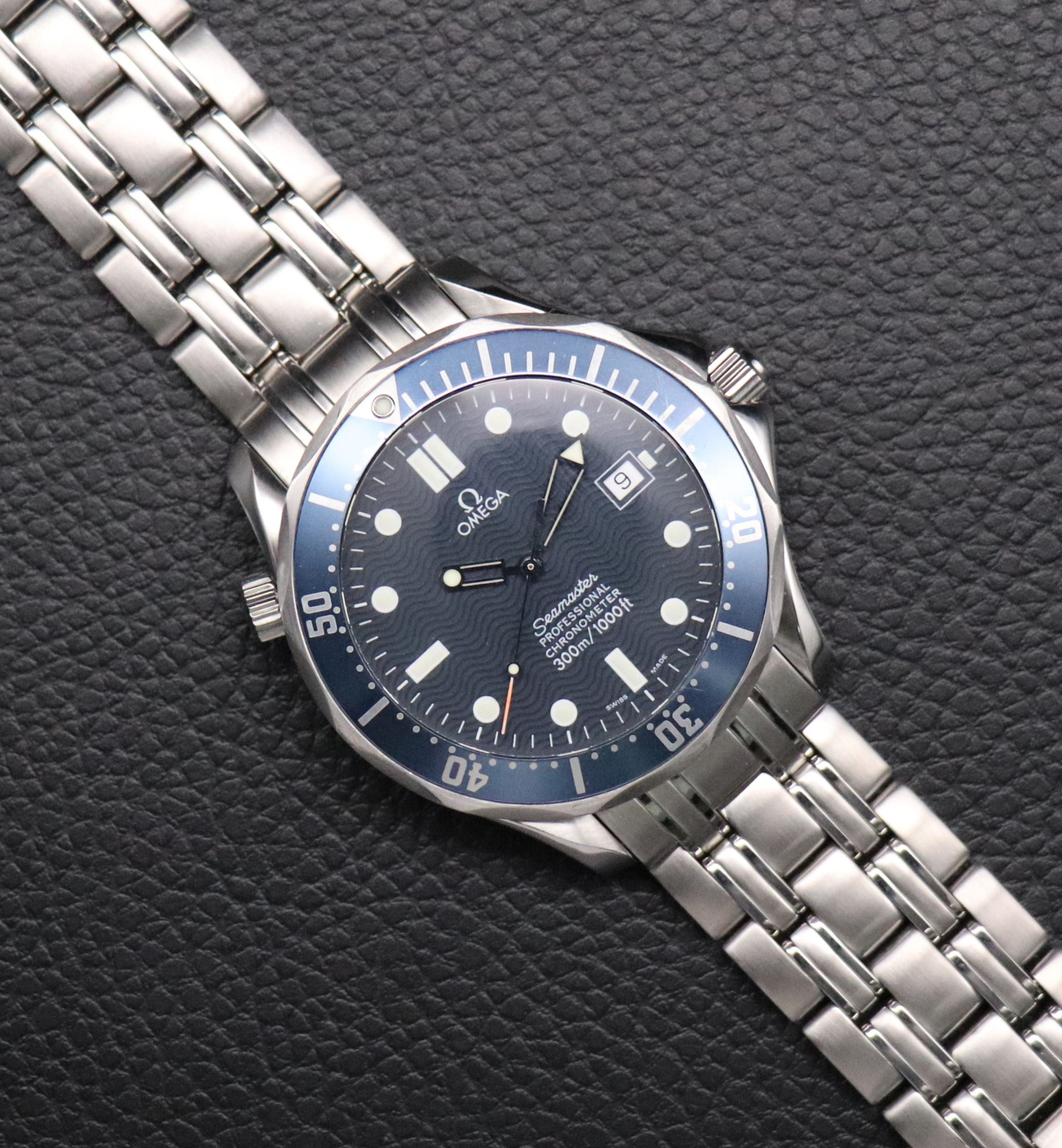 Omega Seamaster 2531.80 James Bond 2000 Papers