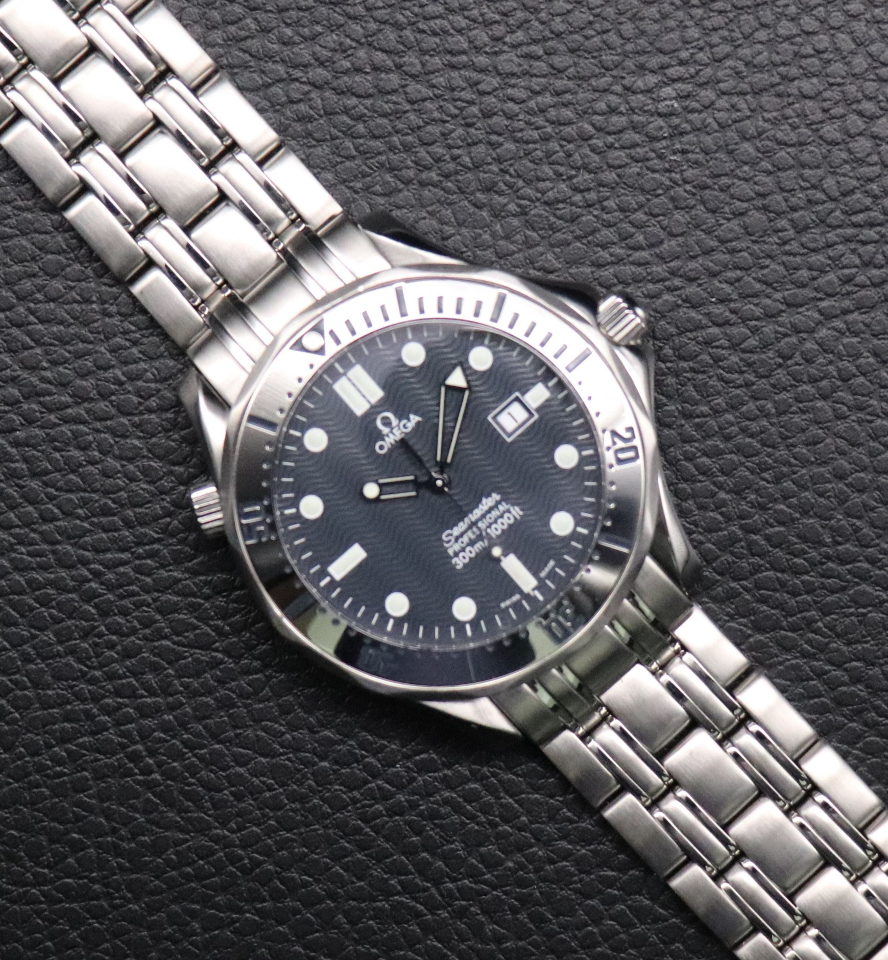 Omega Seamaster 300 2542.80 Blue Dial 1998
