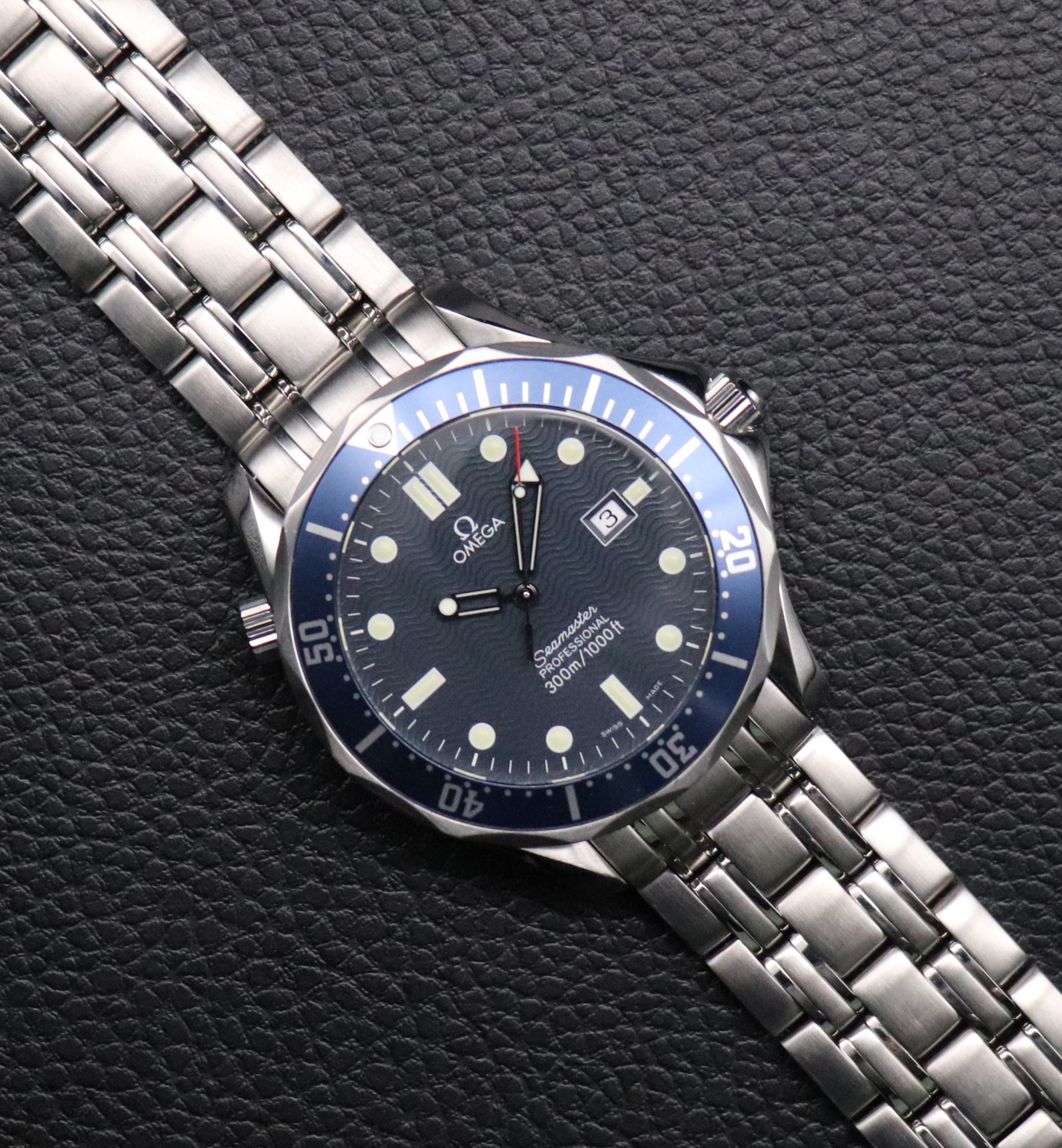 Omega Seamaster James Bond 2541.80 Blue 1998