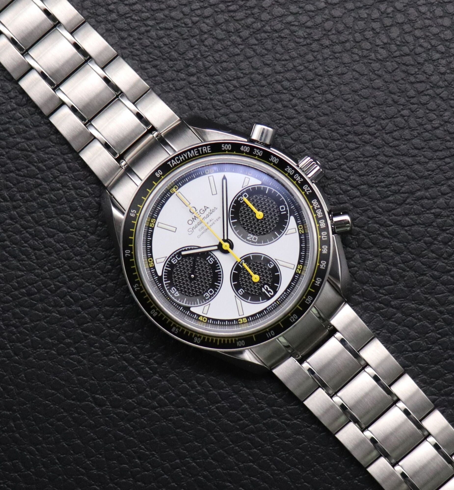 Omega Speedmaster Racing 326.30.40.50.04.001 Fullset 2023 Box+Papers