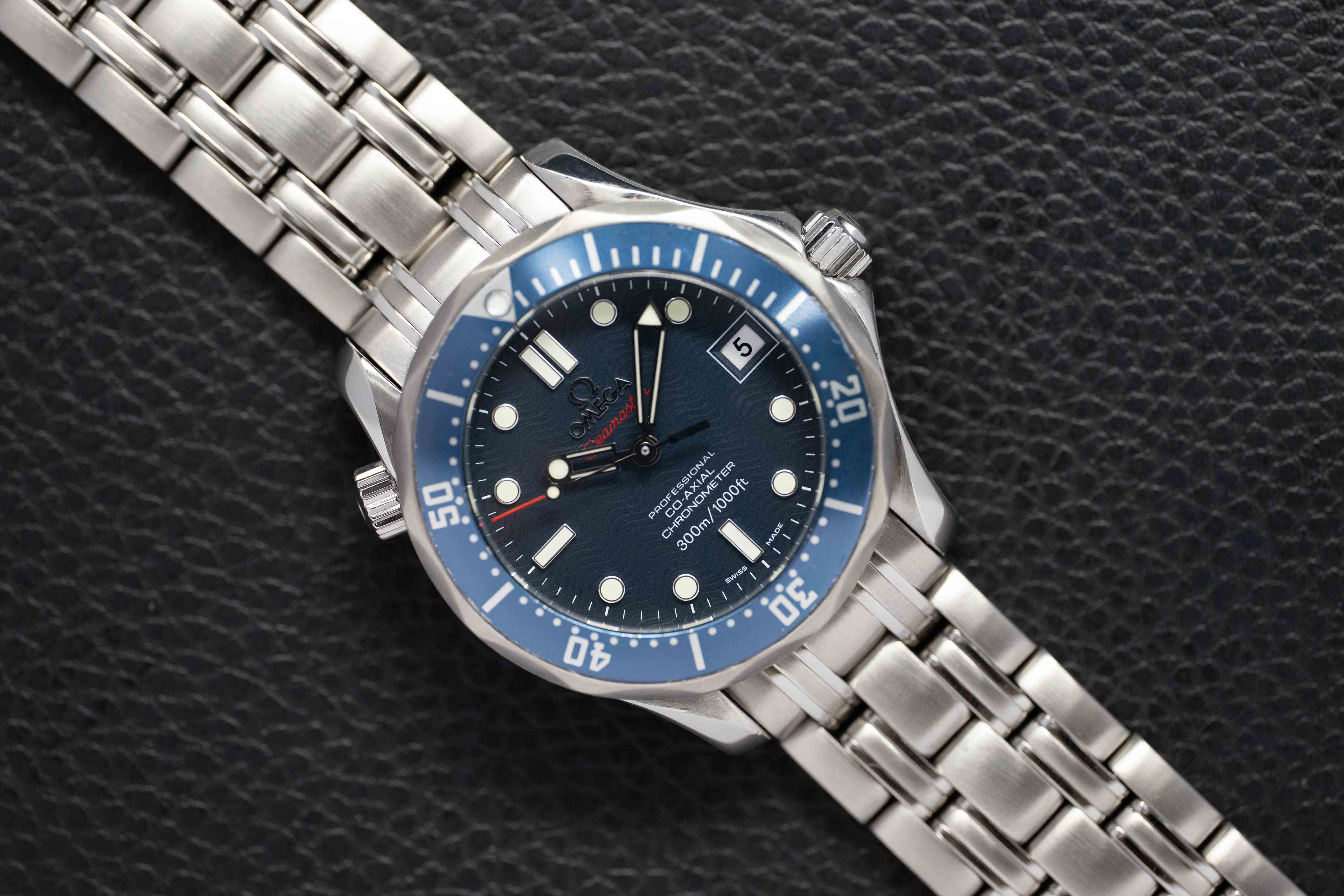 Omega Seamaster Diver 2222.80 Blue Dial 2009