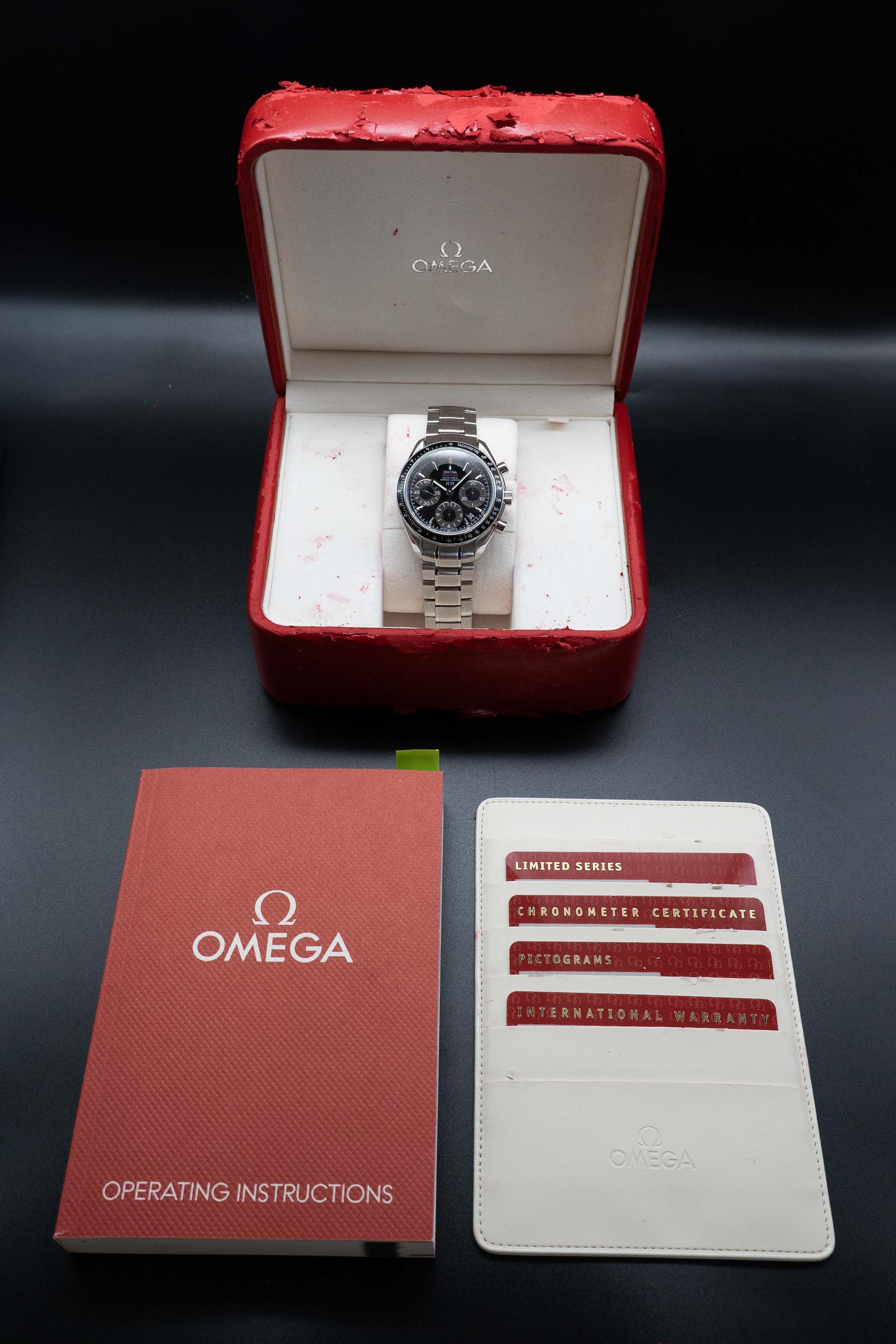 Omega Speedmaster 323.30.40.40.01.001 Fullset 2009 Box+Papers
