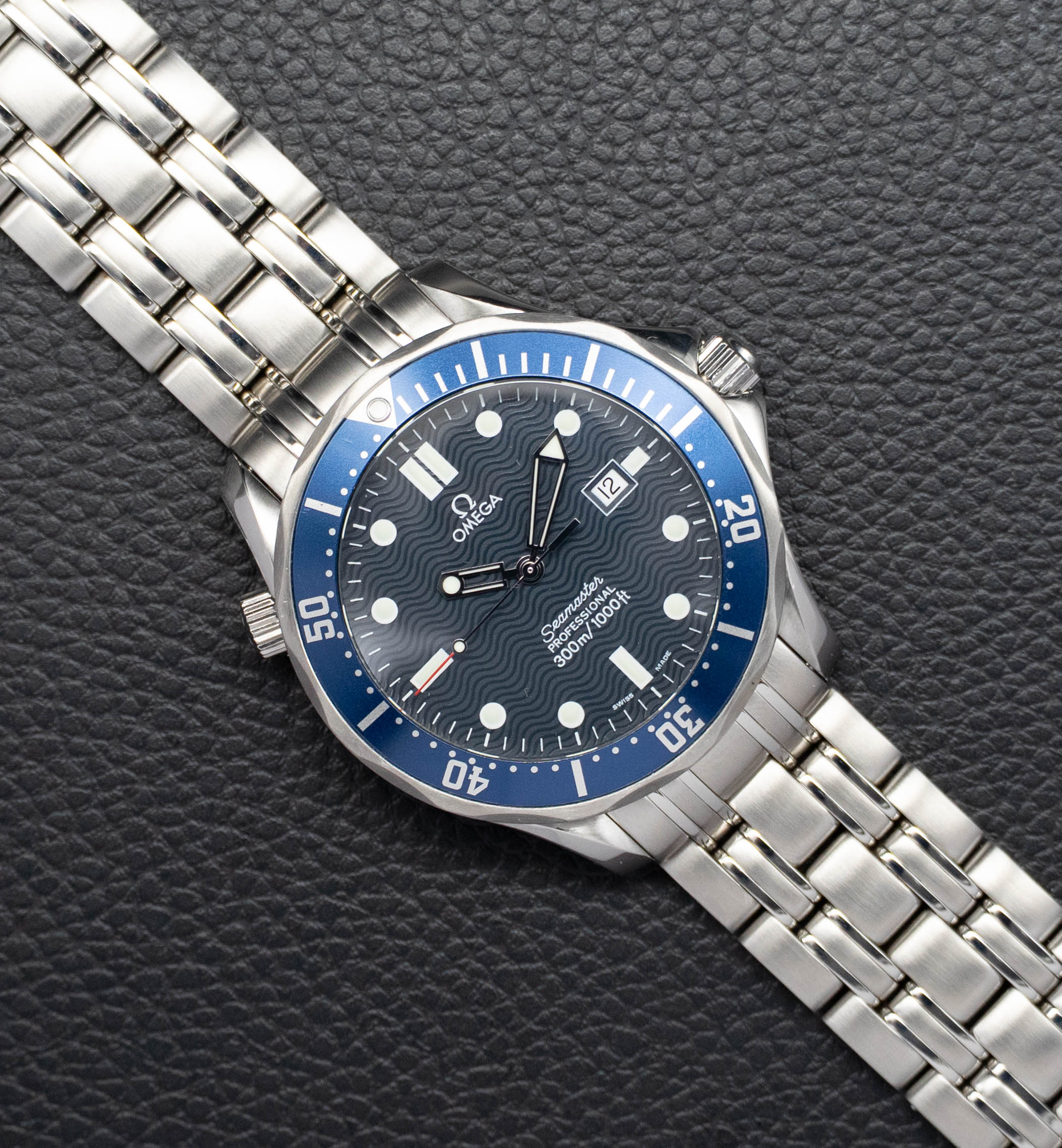 Omega Seamaster James Bond 2541.80 Blue 1998