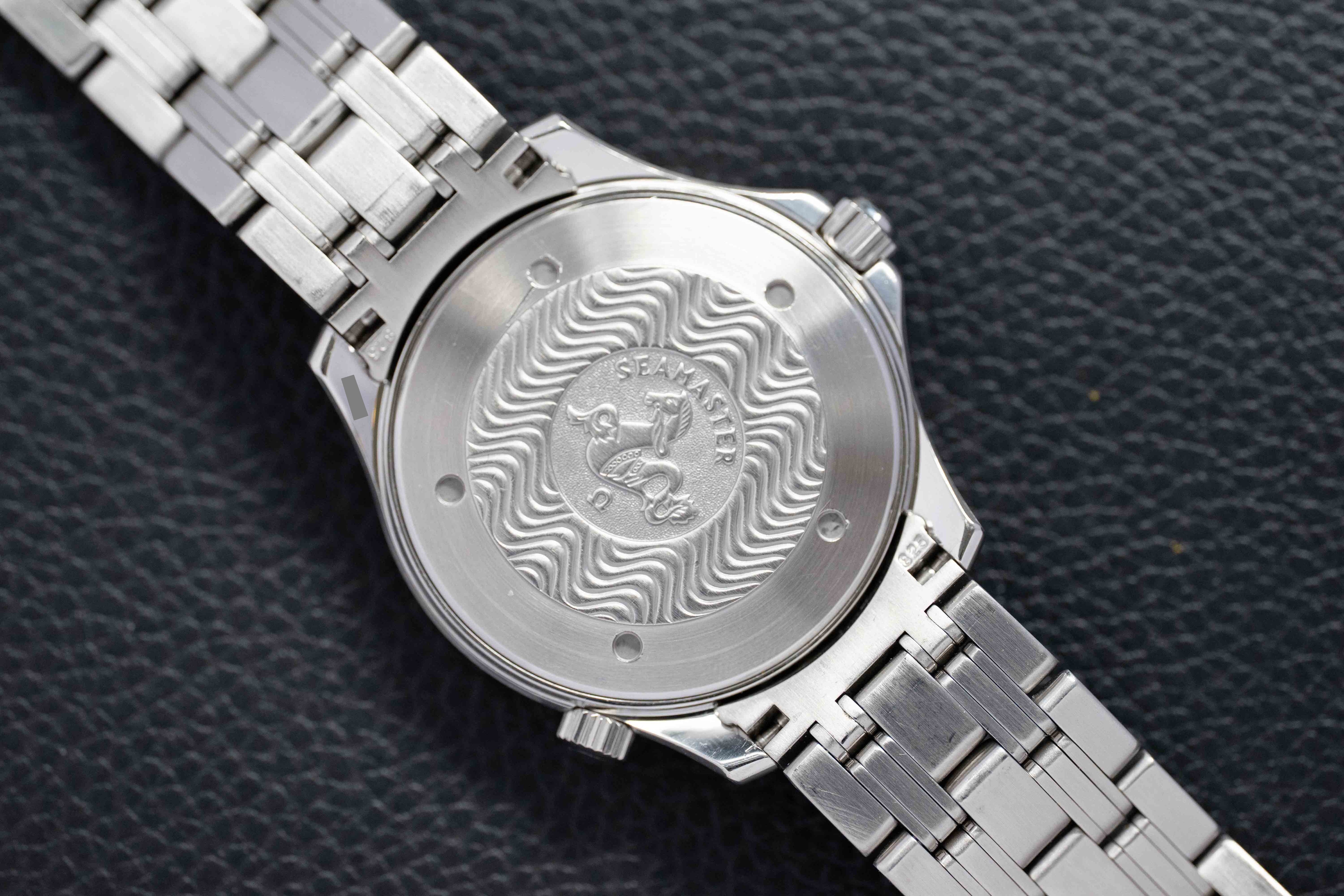 Omega Seamaster James Bond 2541.80 Papers 2000