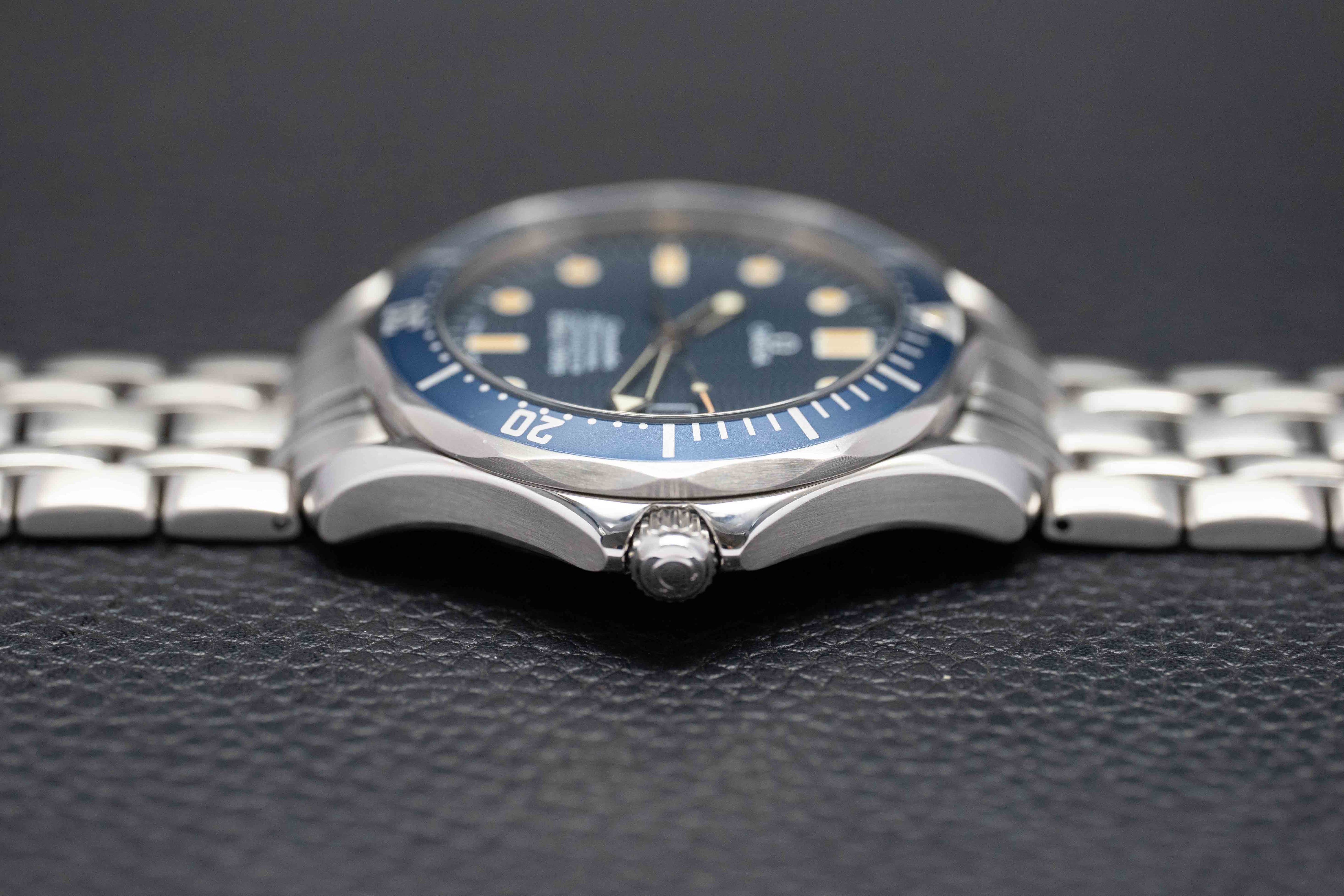 Omega Seamaster James Bond 2531.80 Blue 1999