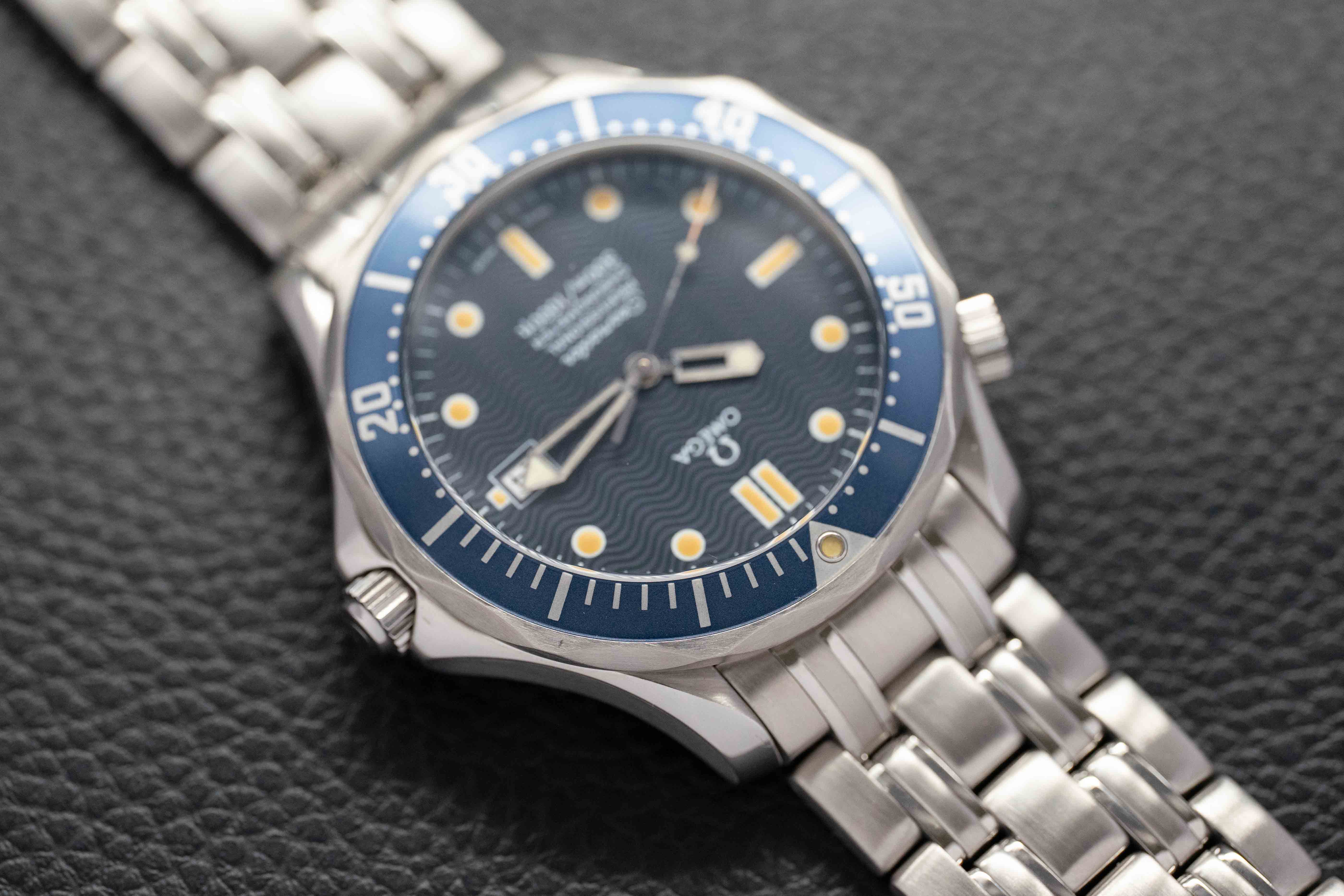 Omega Seamaster James Bond 2531.80 Blue 1999