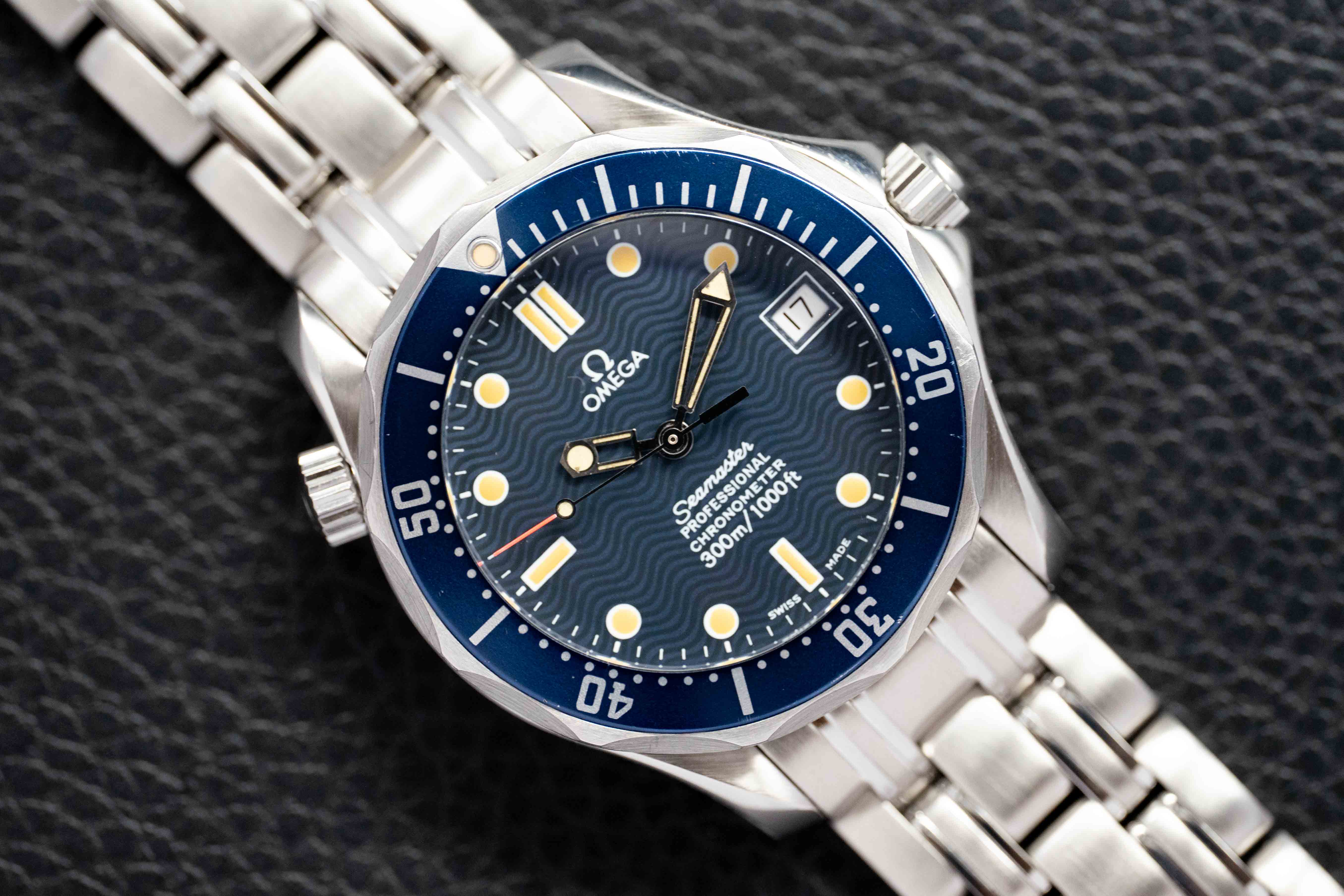 Omega Seamaster 300 2551.80 Blue Dial 1994 Papers