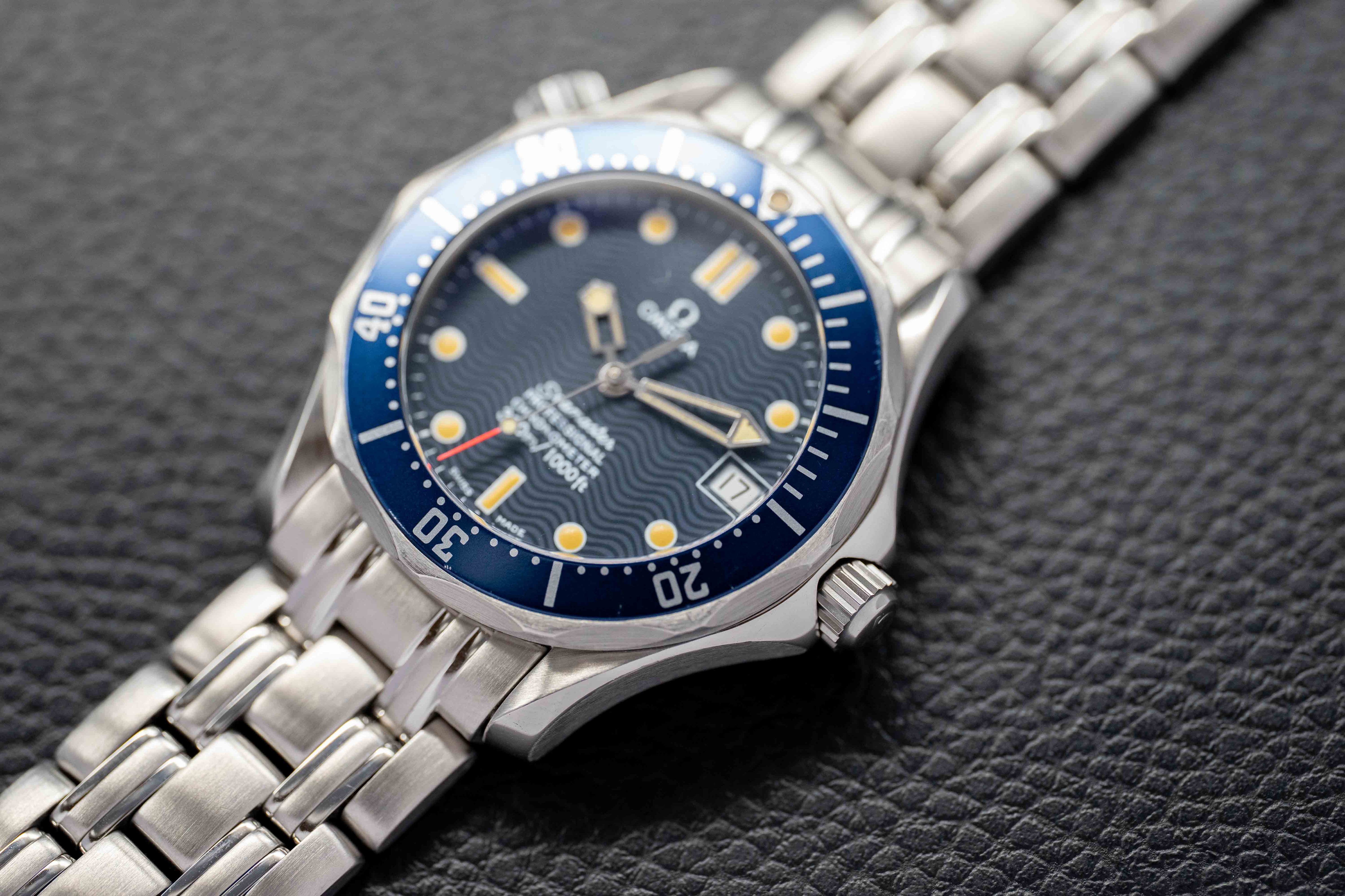 Omega Seamaster 300 2551.80 Blue Dial 1994 Papers