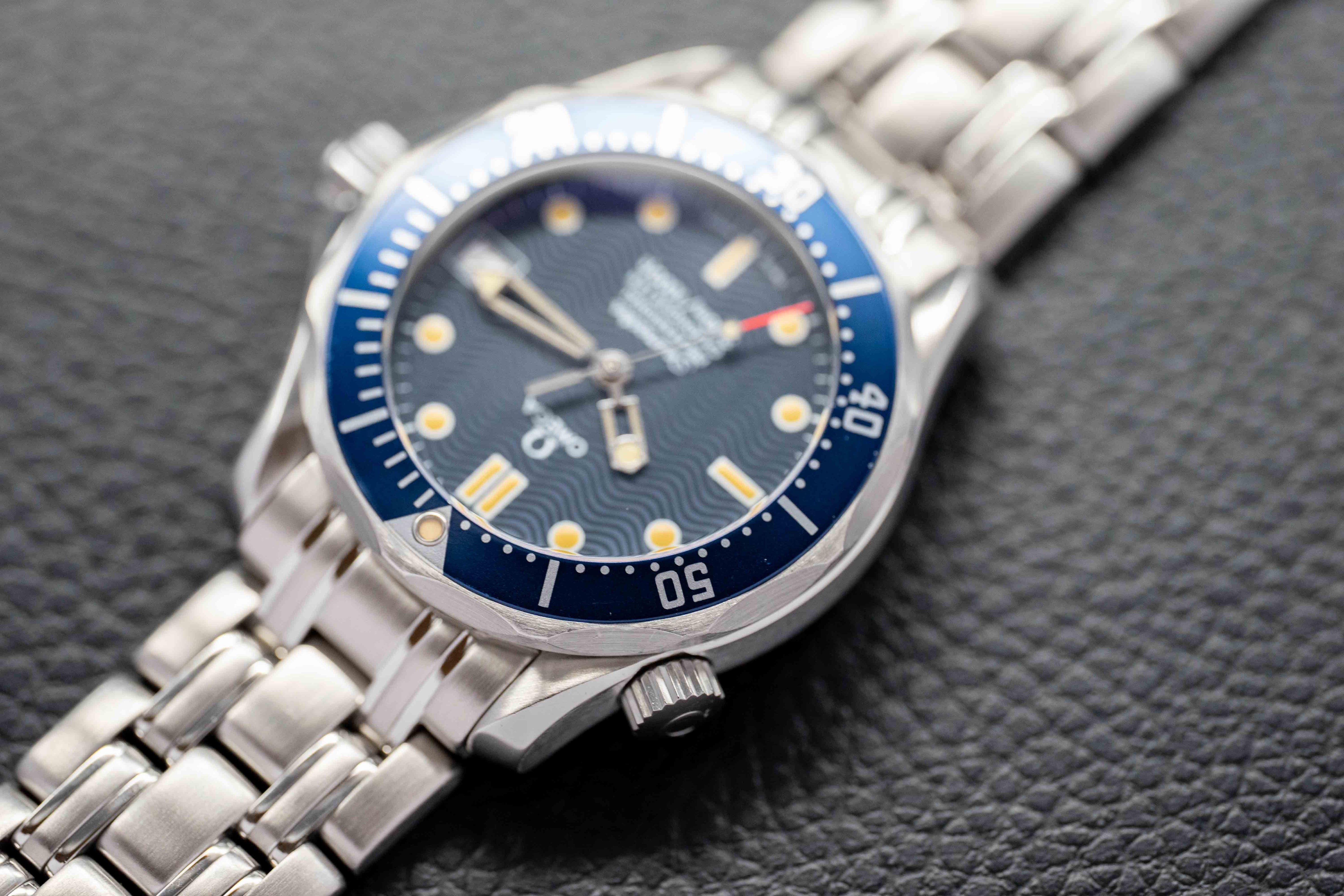 Omega Seamaster 300 2551.80 Blue Dial 1994 Papers