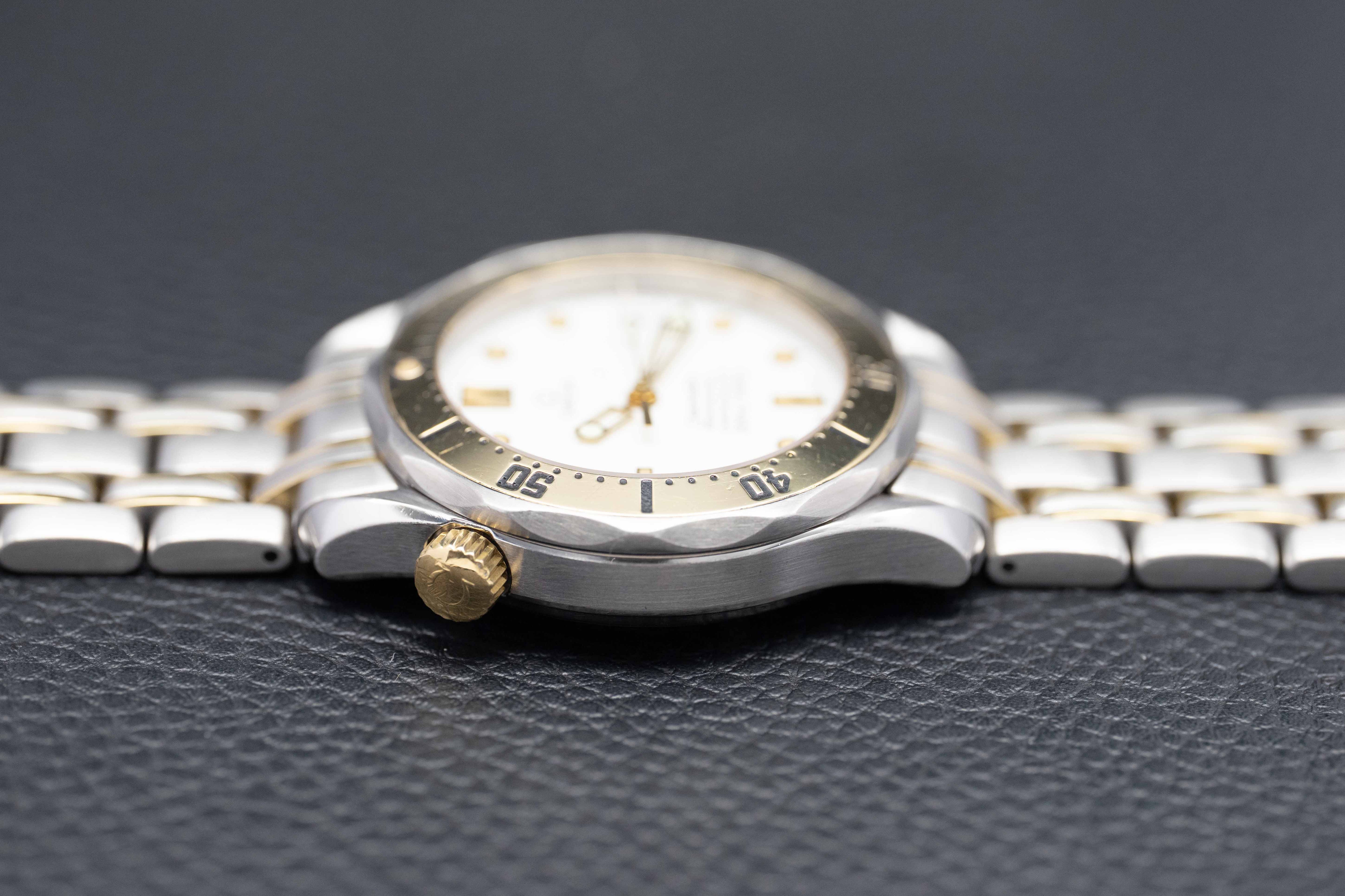 Omega Seamaster 300 2352.20 Steel / Gold 1986