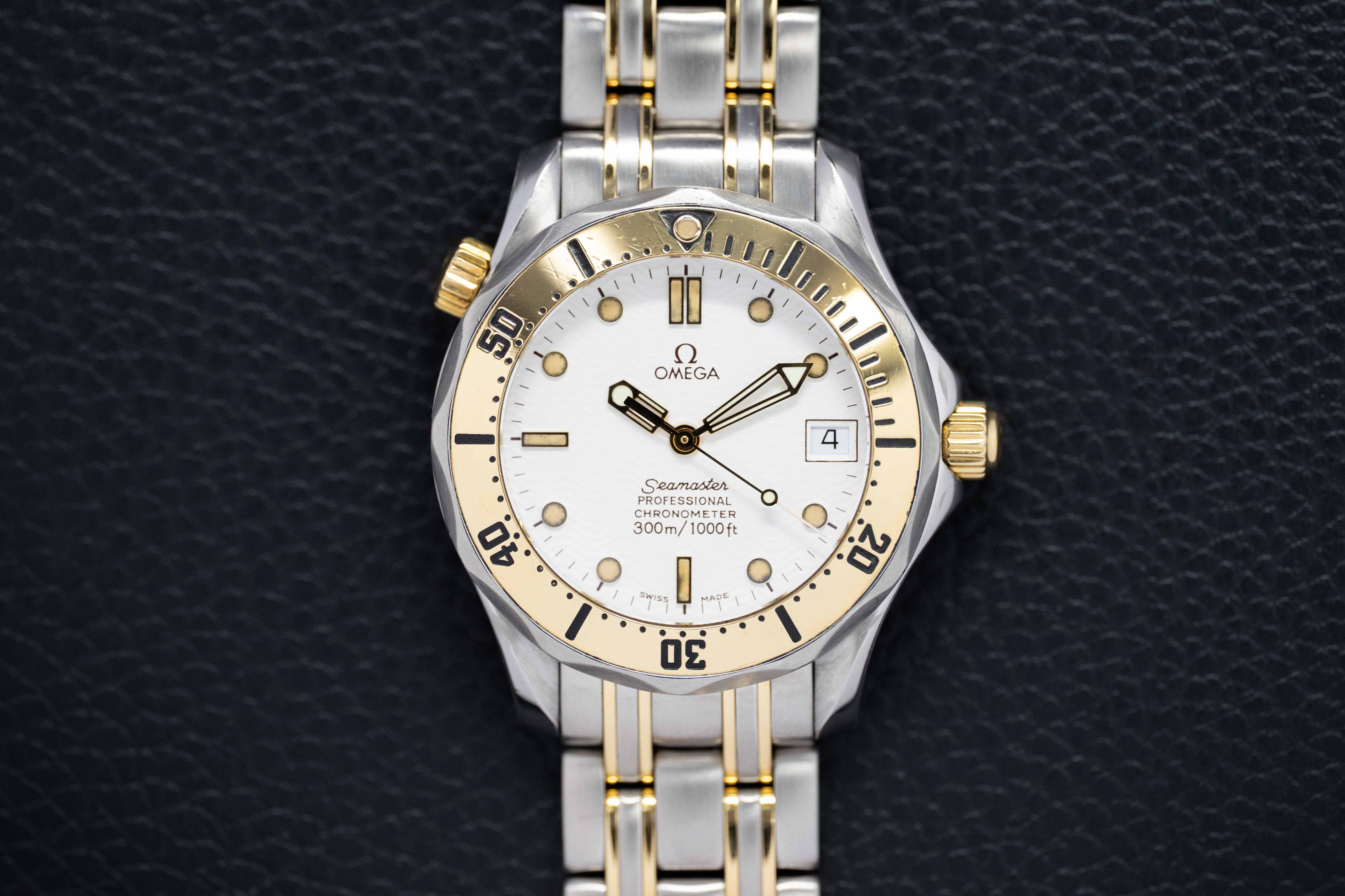 Omega Seamaster 300 2352.20 Steel / Gold 1986