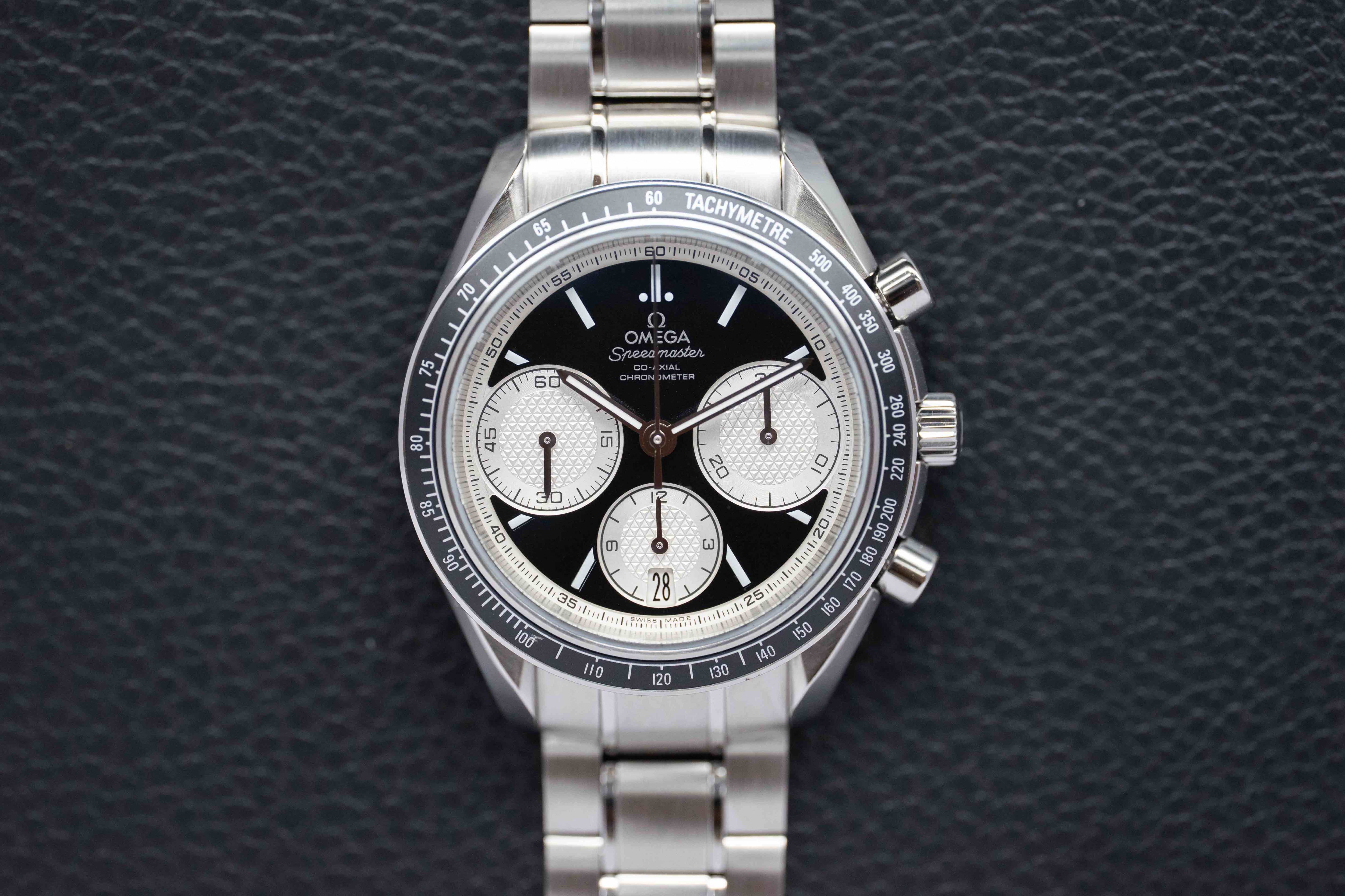 Omega Speedmaster Racing 326.30.40.50.01.002 Panda 2023 Fullset