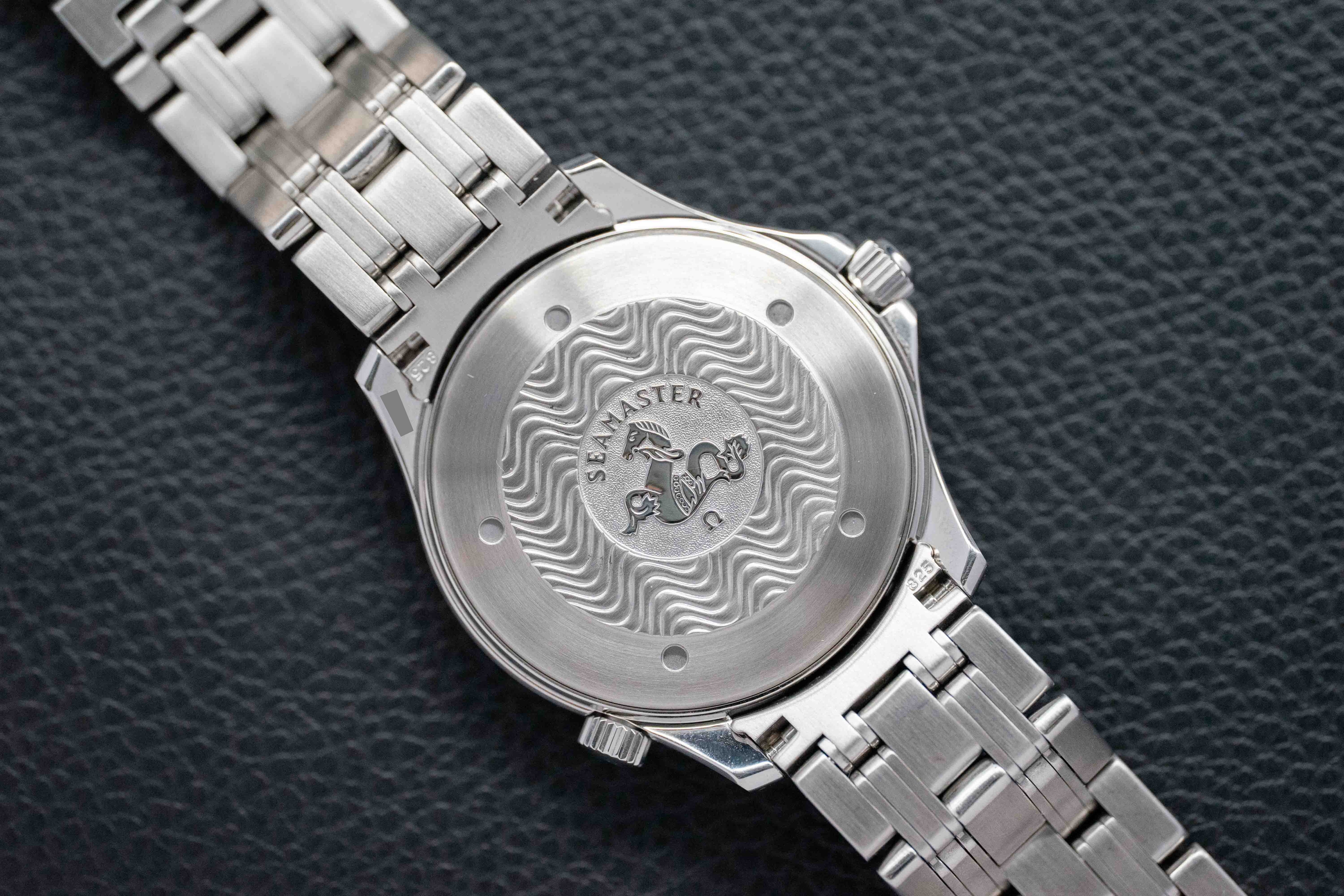 Omega Seamaster 2531.80 James Bond 2001 Papers