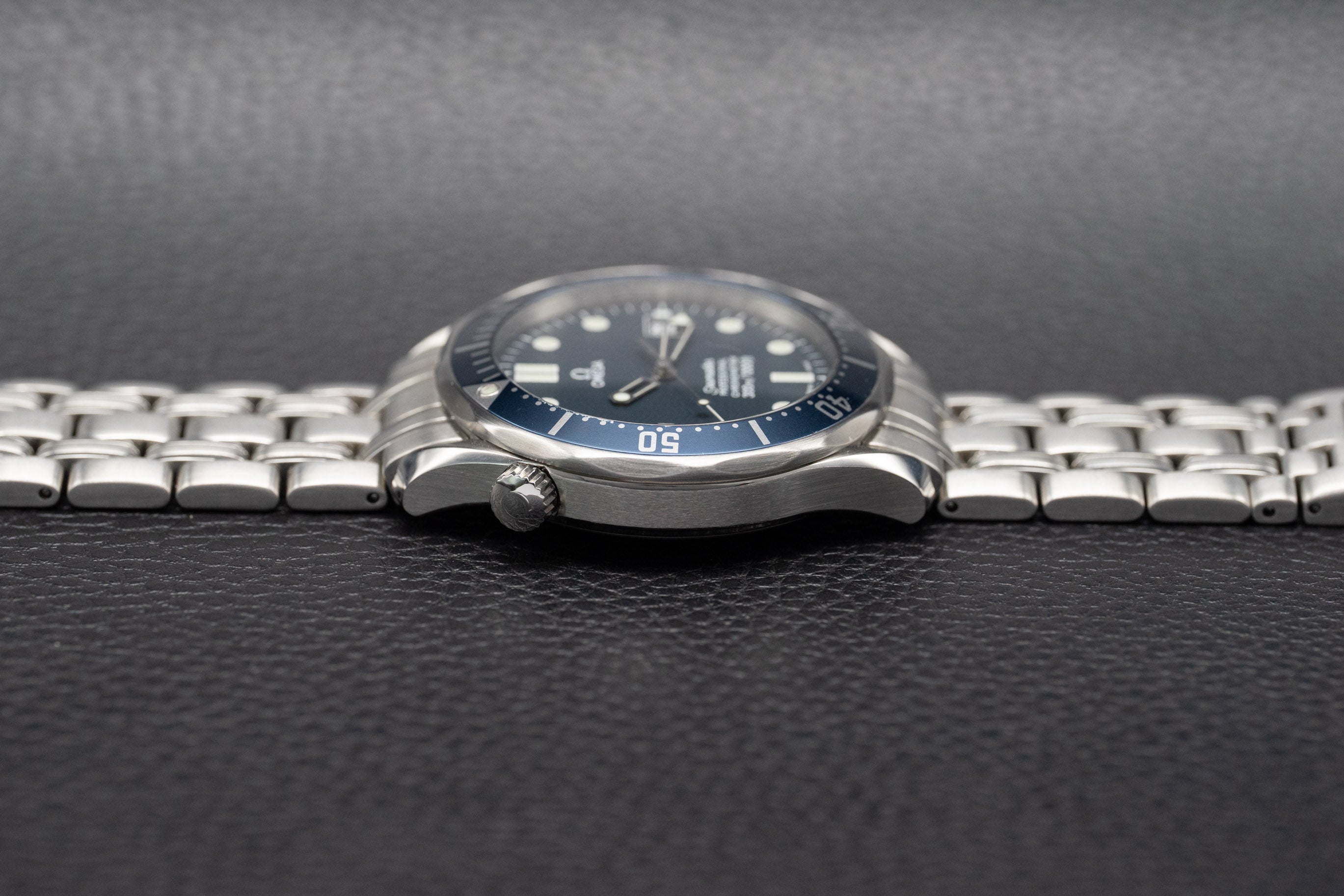 Omega Seamaster 2531.80 James Bond 2001 Papers