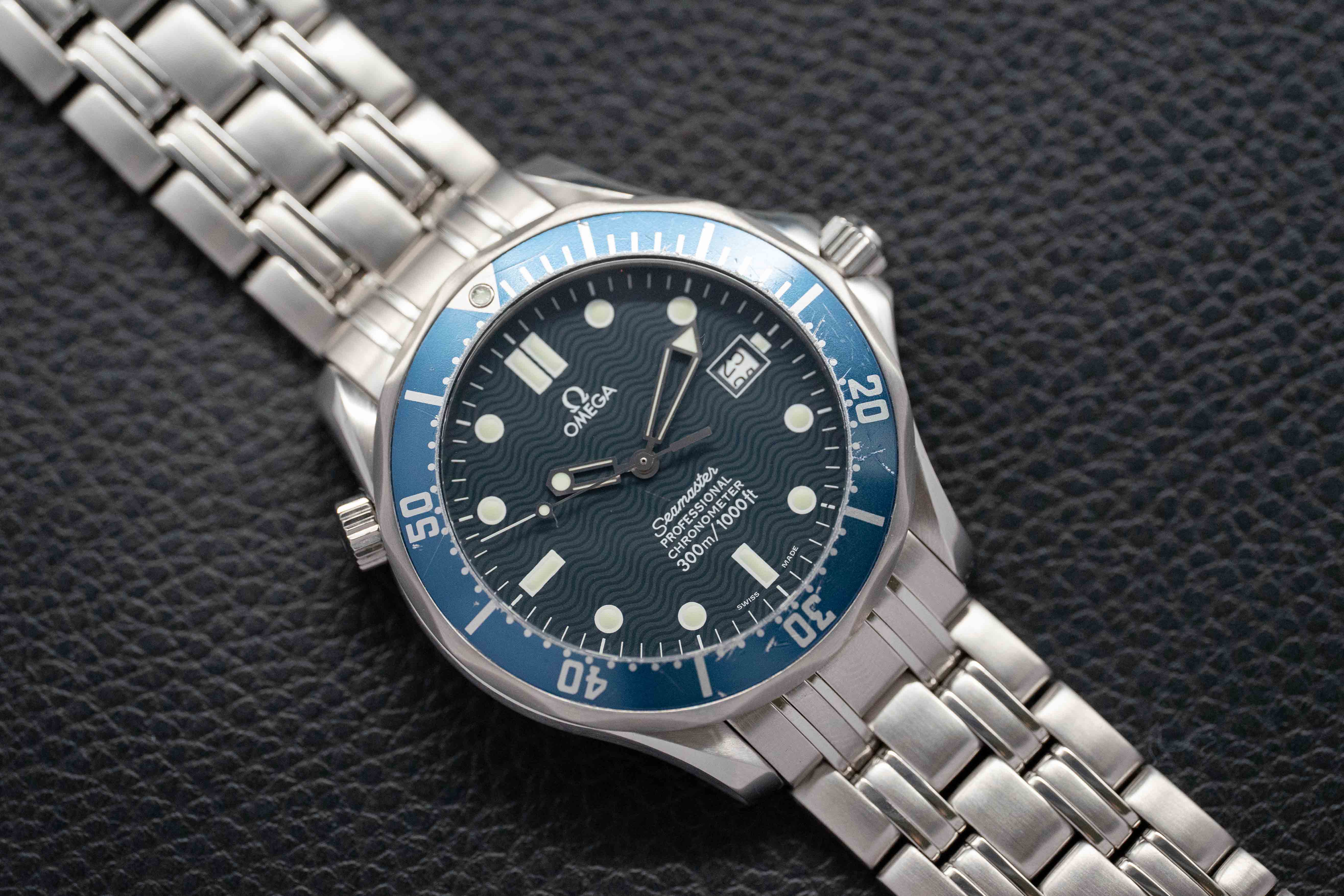 Omega Seamaster 2531.80 James Bond 2001 Papers