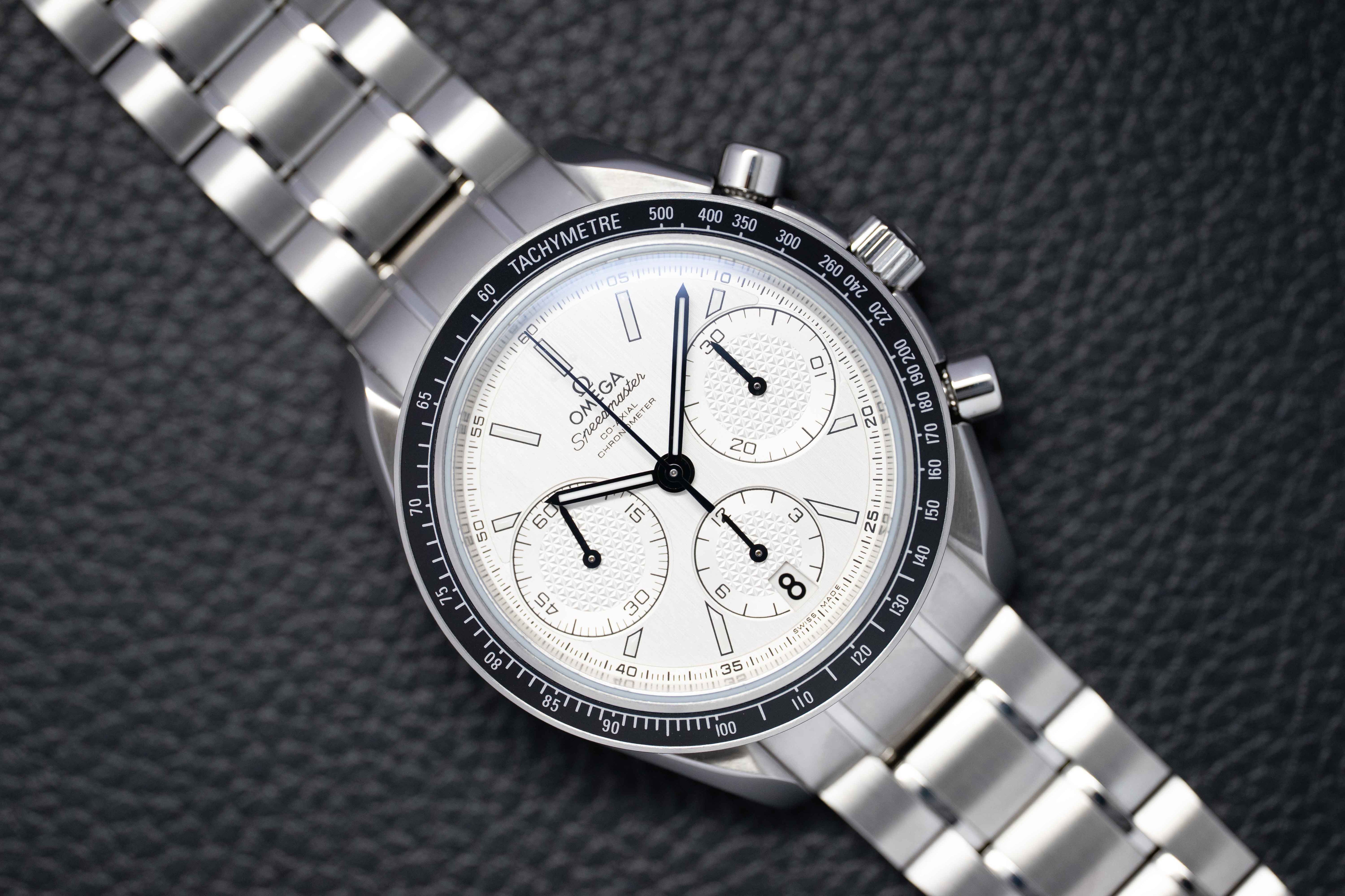 Omega Speedmaster Racing 326.30.40.50.02.001 Albino Fullset 2024 Box+Papers