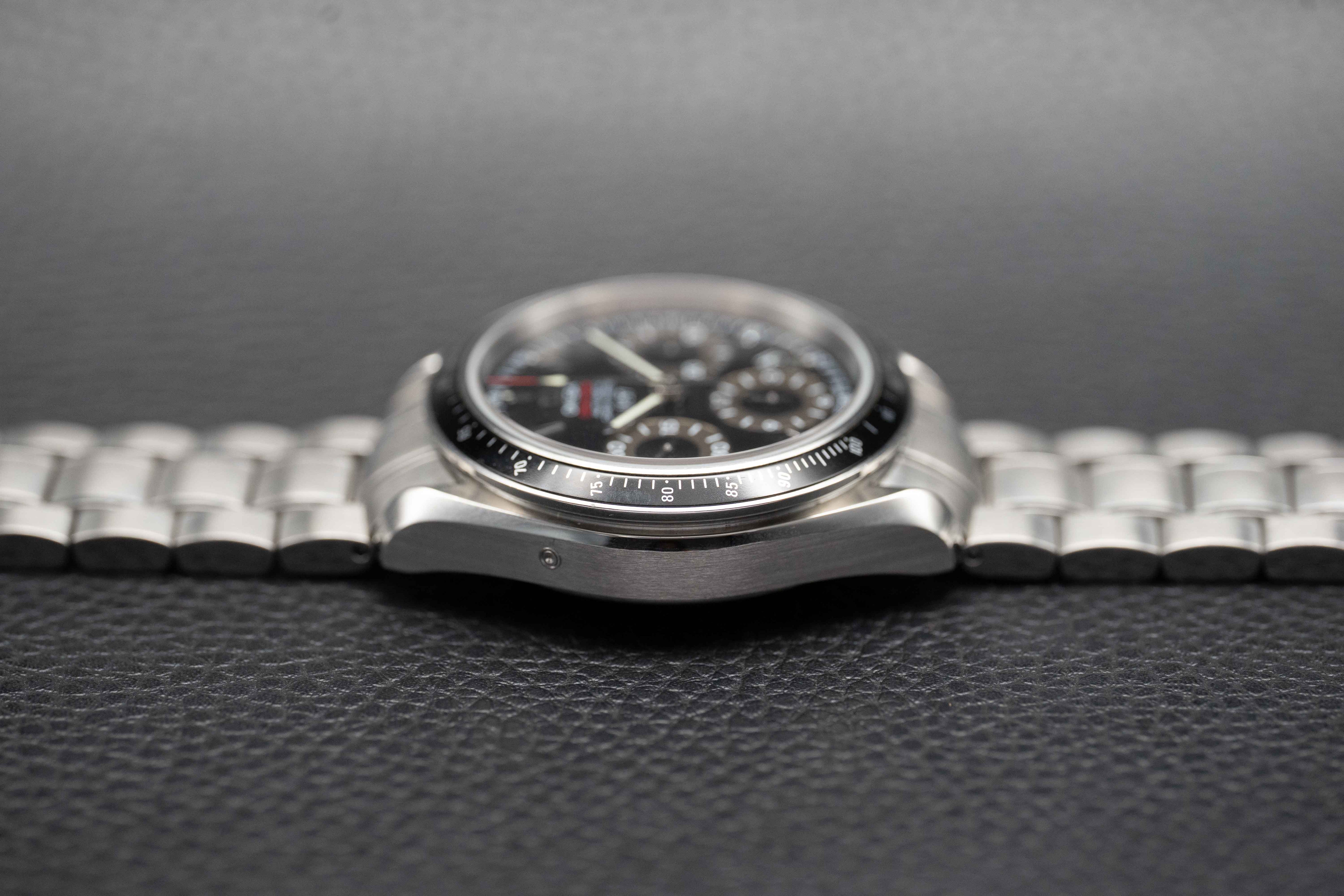 Omega Speedmaster 323.30.40.40.01.001 Esfera Negra 2009