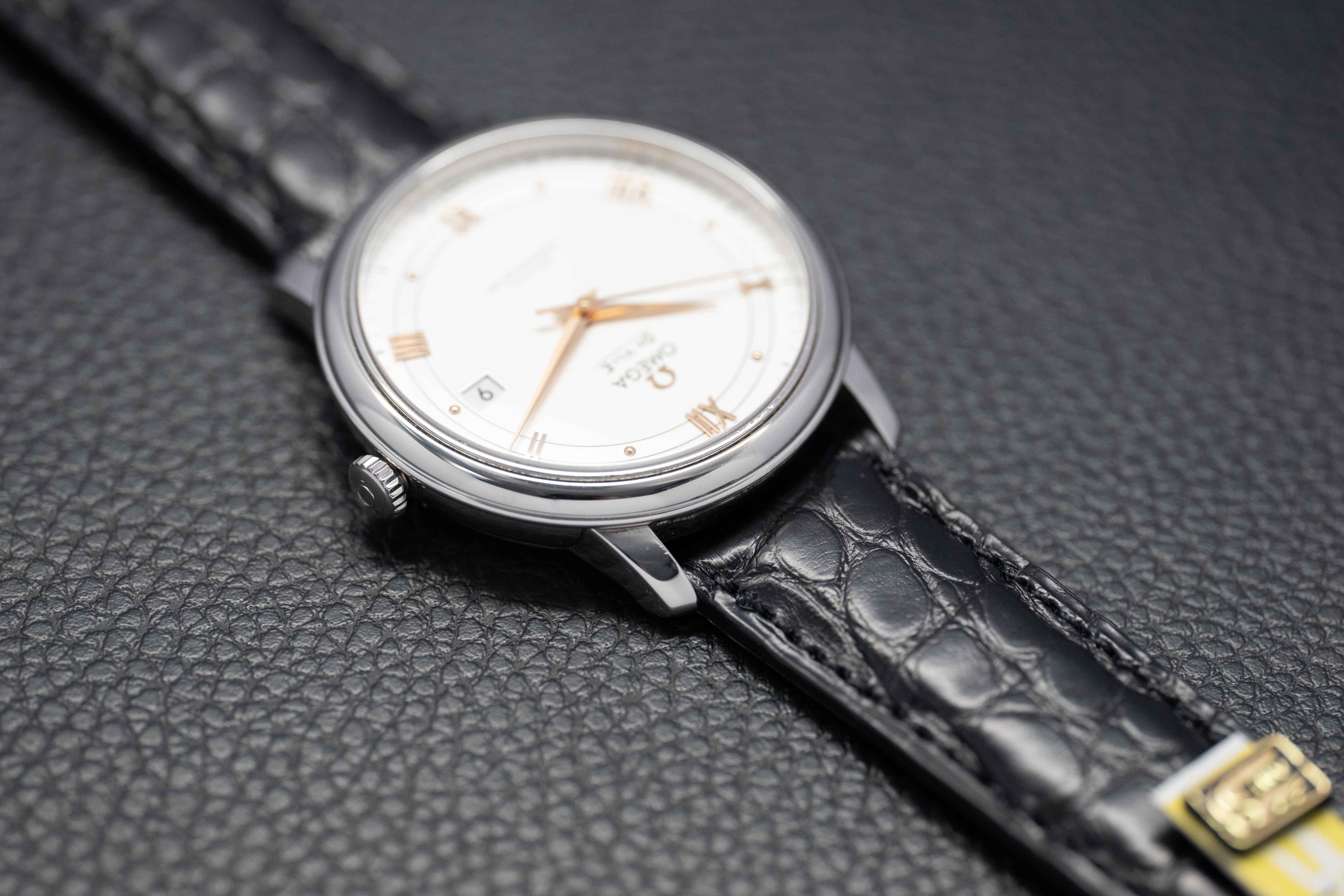 Omega De Ville Prestige 424.13.40.20.02.002 Silver Dial 2010