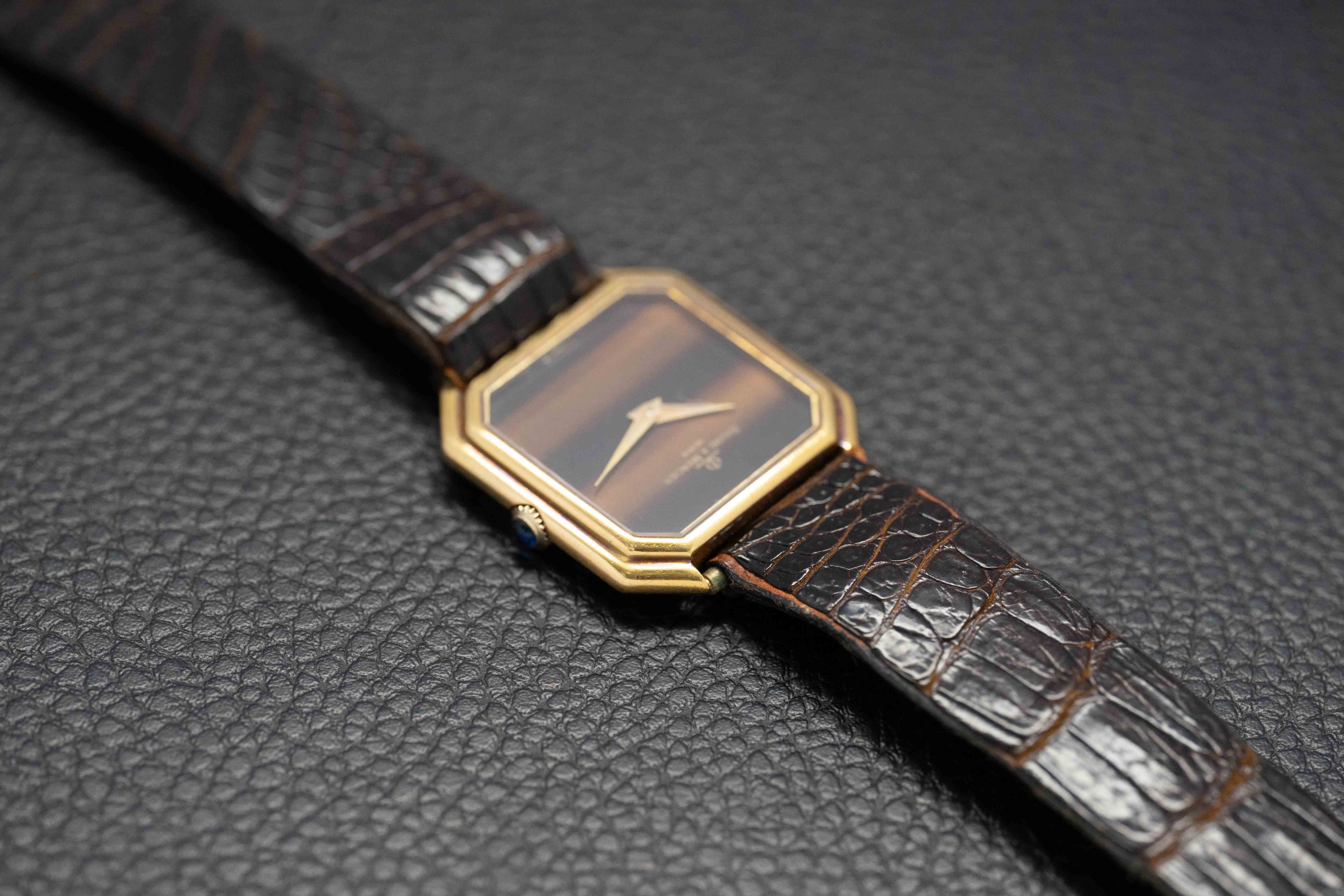 Baume & Mercier Tank Tiger Eye Stone Dial 1982 18K Gold