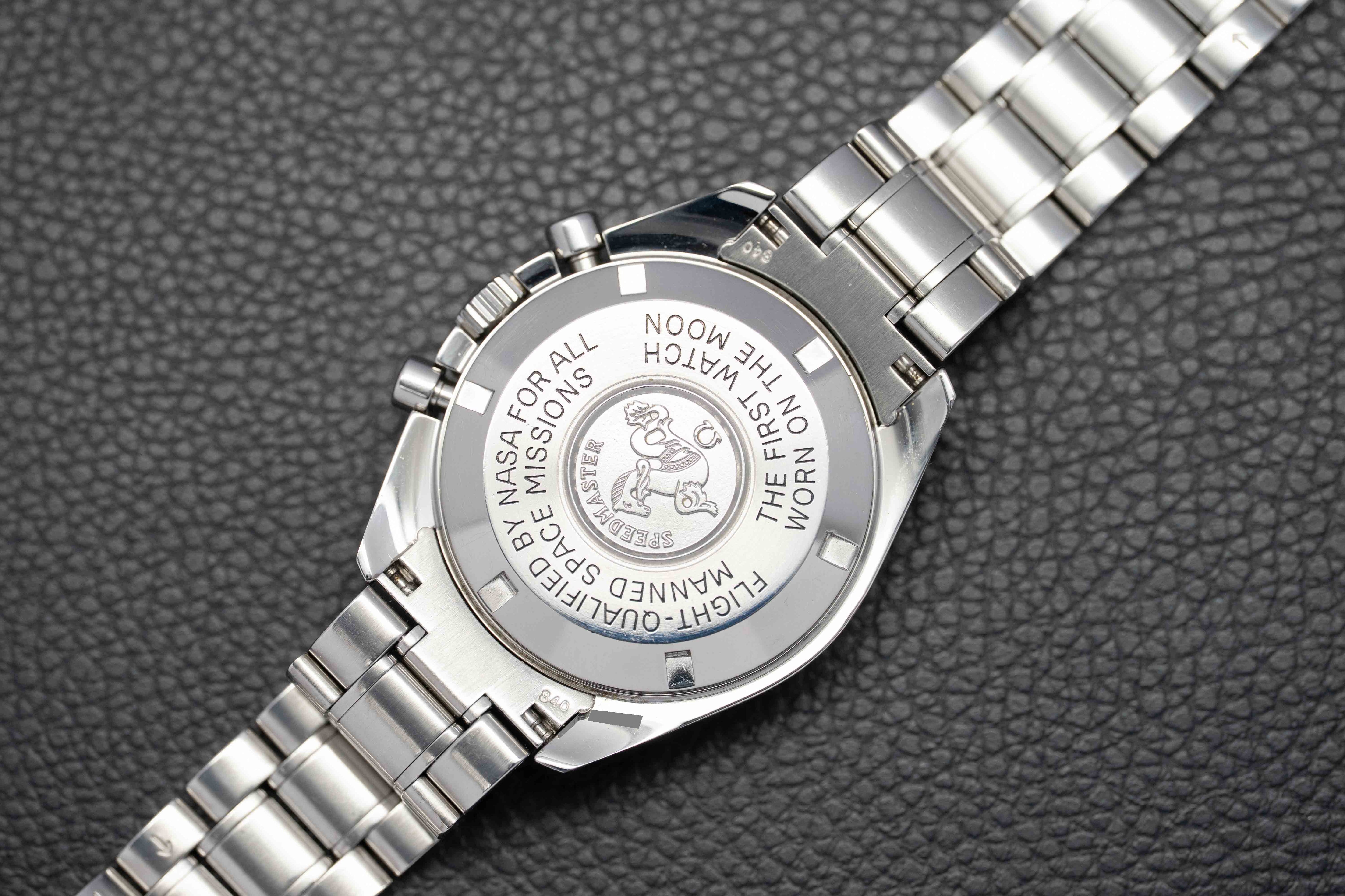 Omega Speedmaster Moonwatch 3570.50 Black Dial 2001 Papers