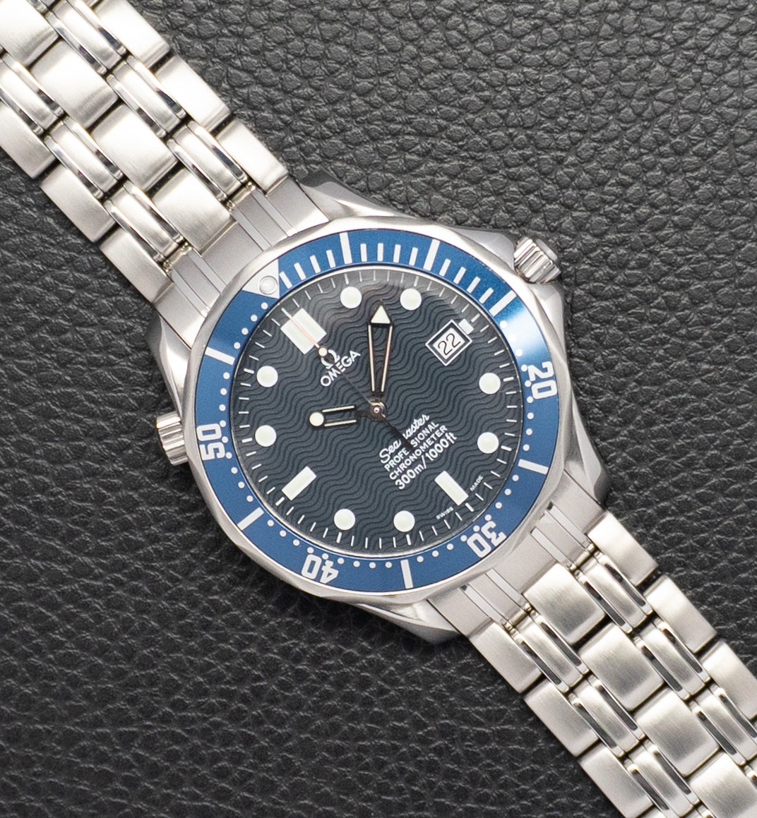 Omega Seamaster James Bond 2531.80 Blue 1994