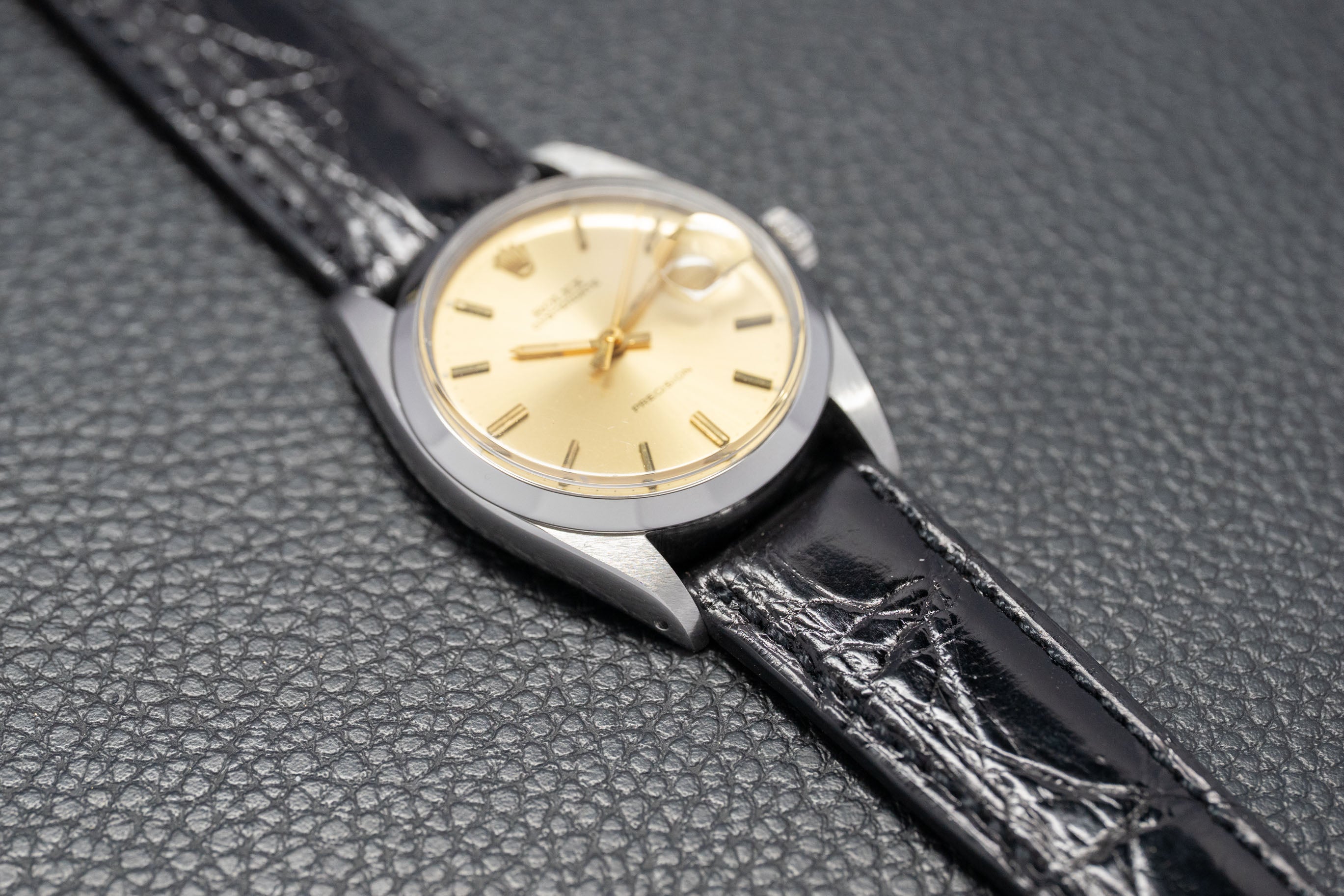 Rolex Oysterdate 6694 Champagne Dial 1966