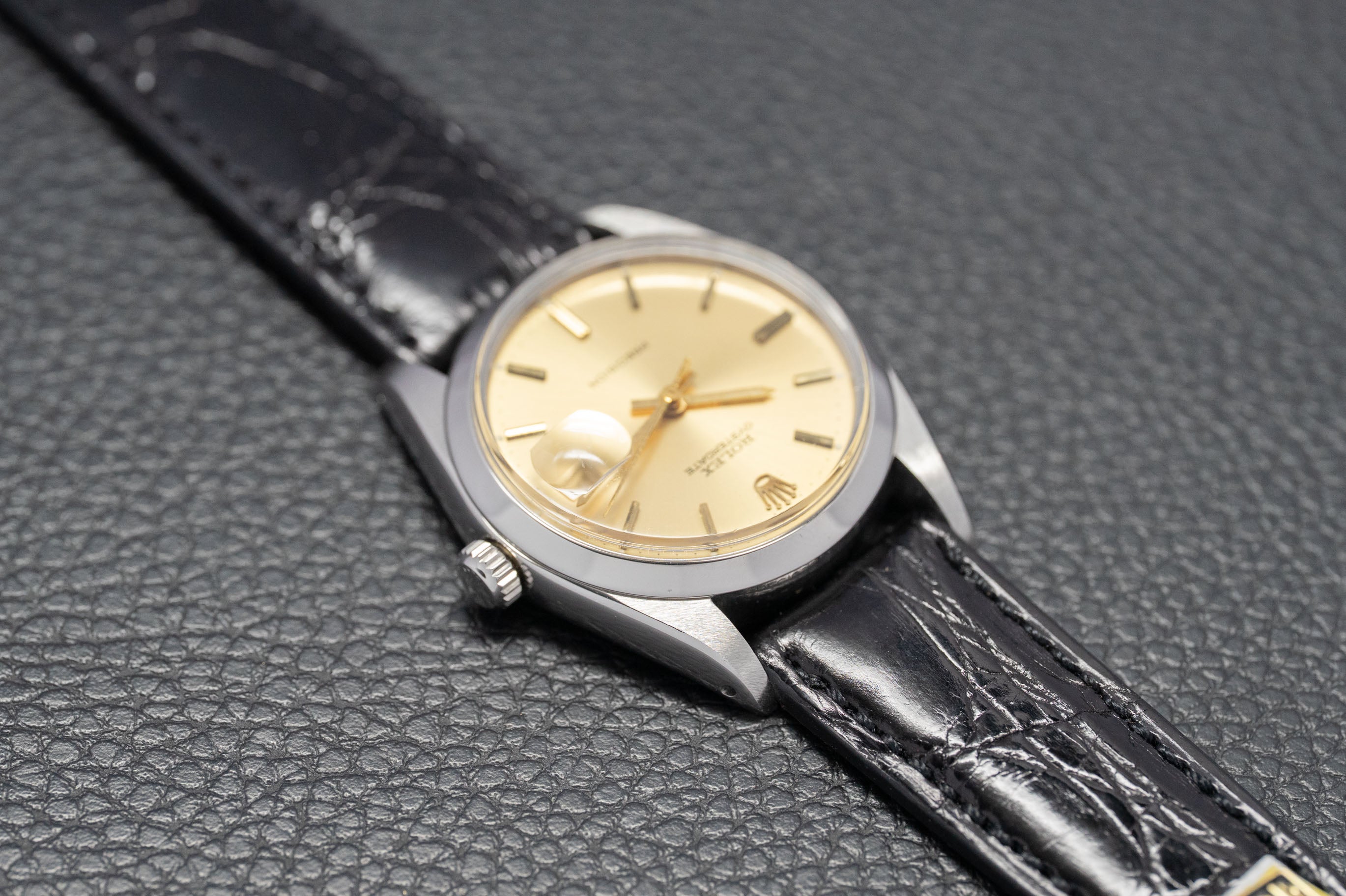 Rolex Oysterdate 6694 Champagne Dial 1966