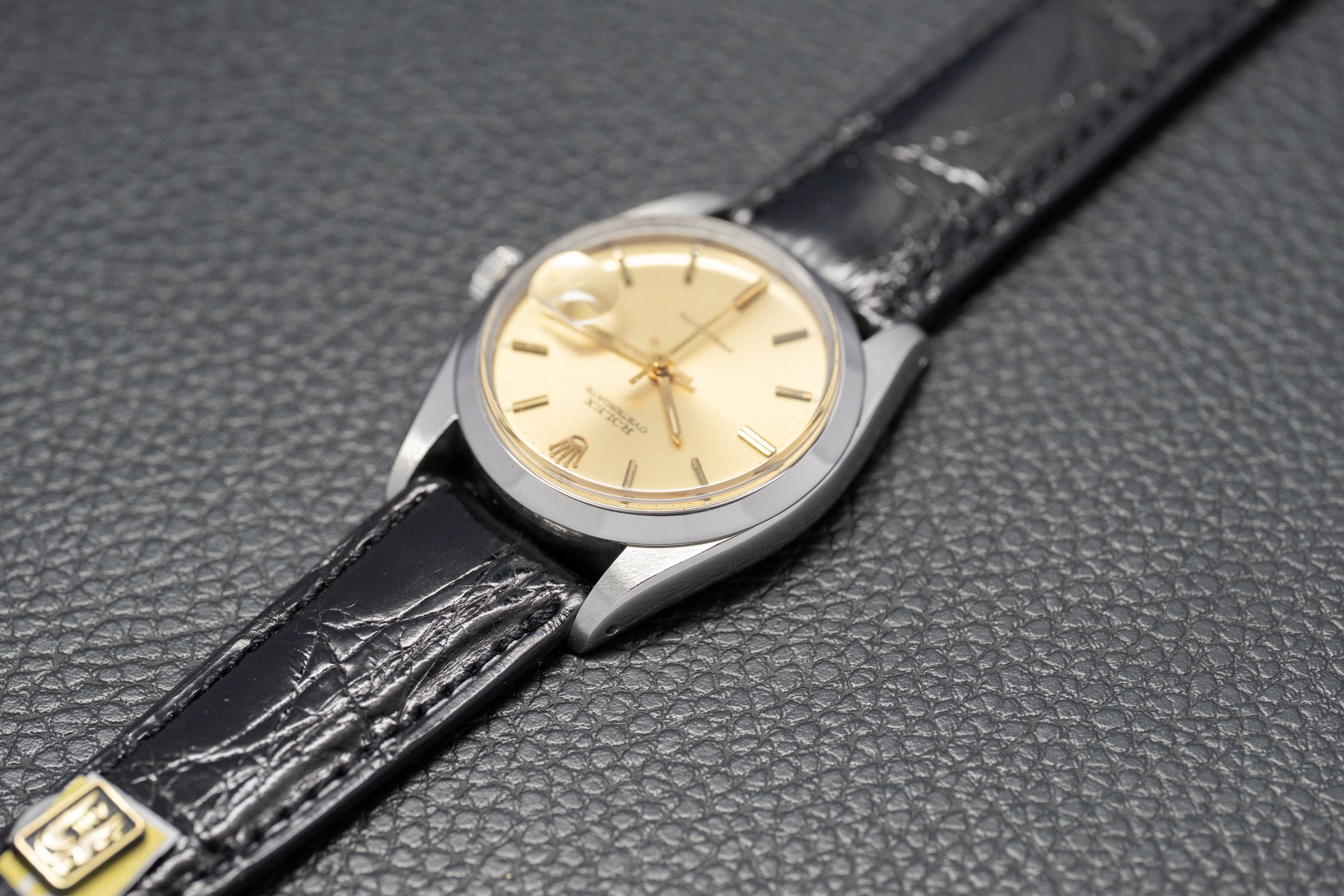 Rolex Oysterdate 6694 Champagne Dial 1966