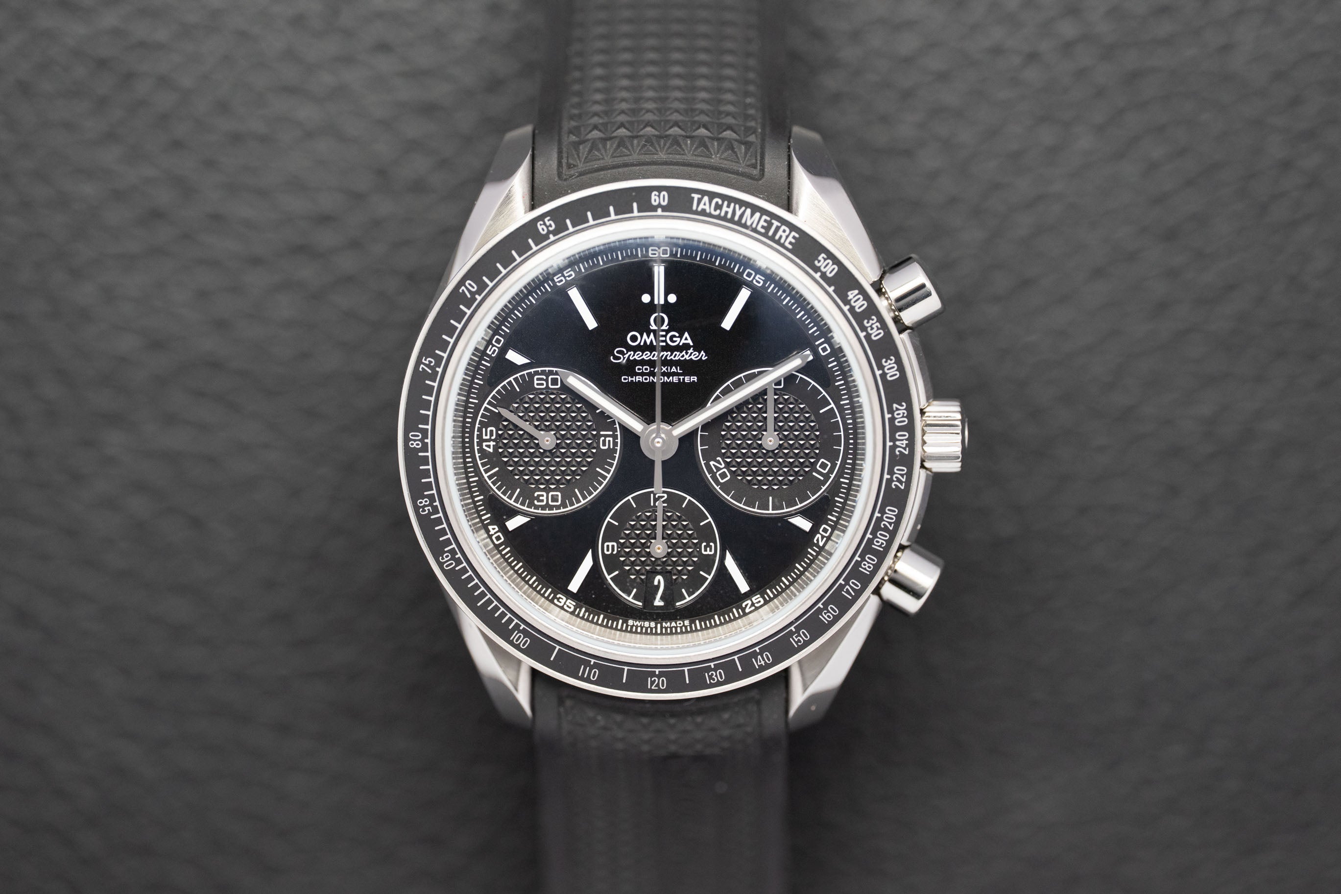 Omega Speedmaster Racing 326.32.40.50.01.001 Fullset 2024 Box+Papers