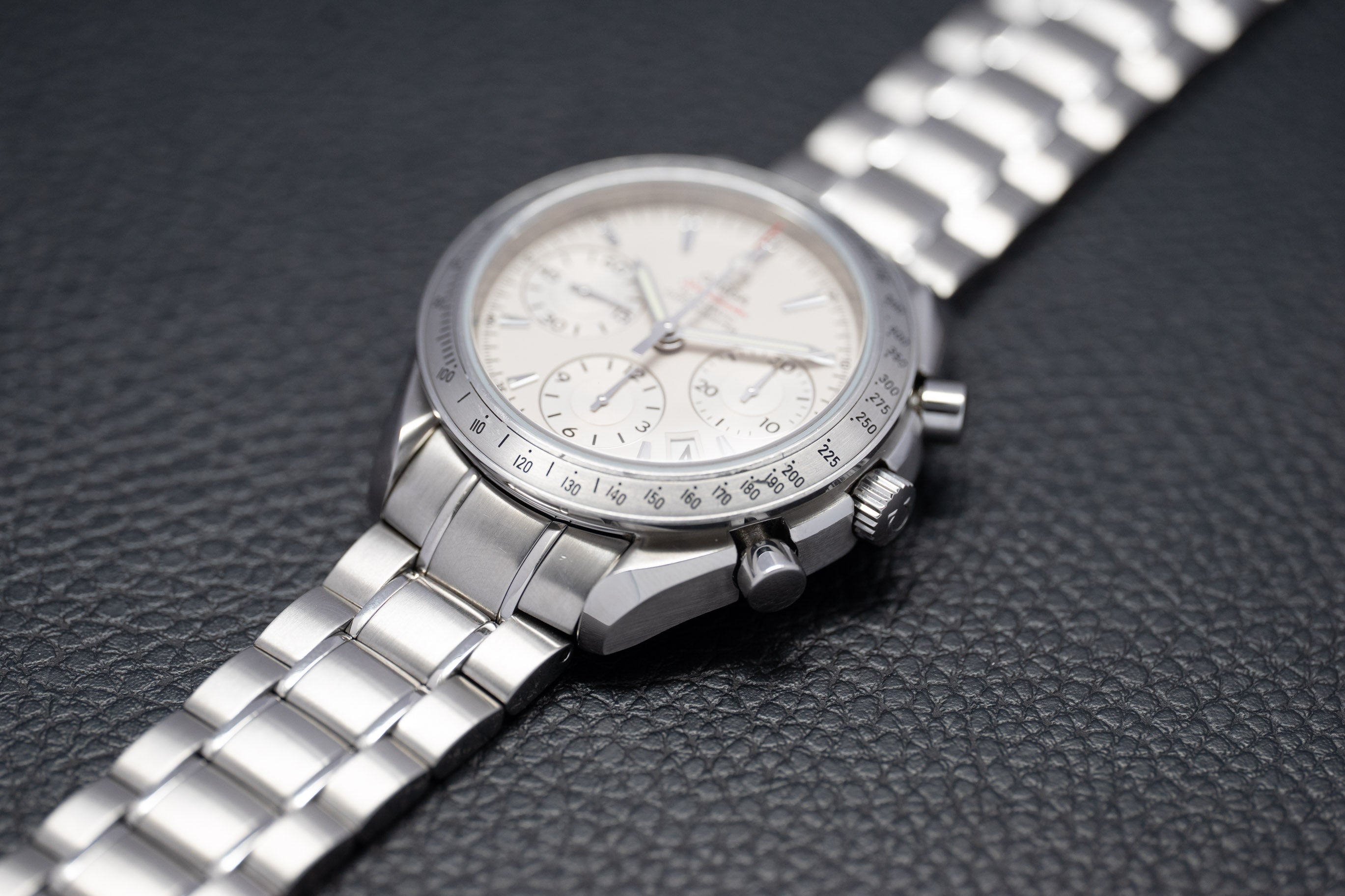 Omega Speedmaster Date 323.10.40.40.02.001 White Dial 2014