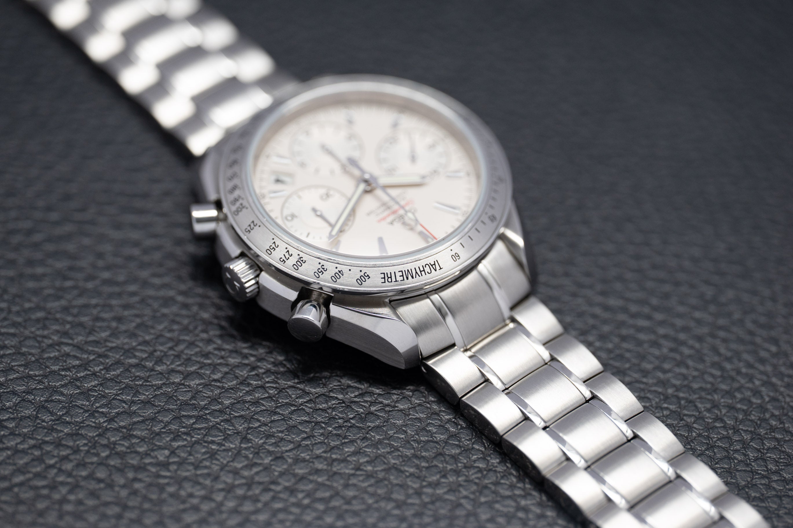 Omega Speedmaster Date 323.10.40.40.02.001 White Dial 2014