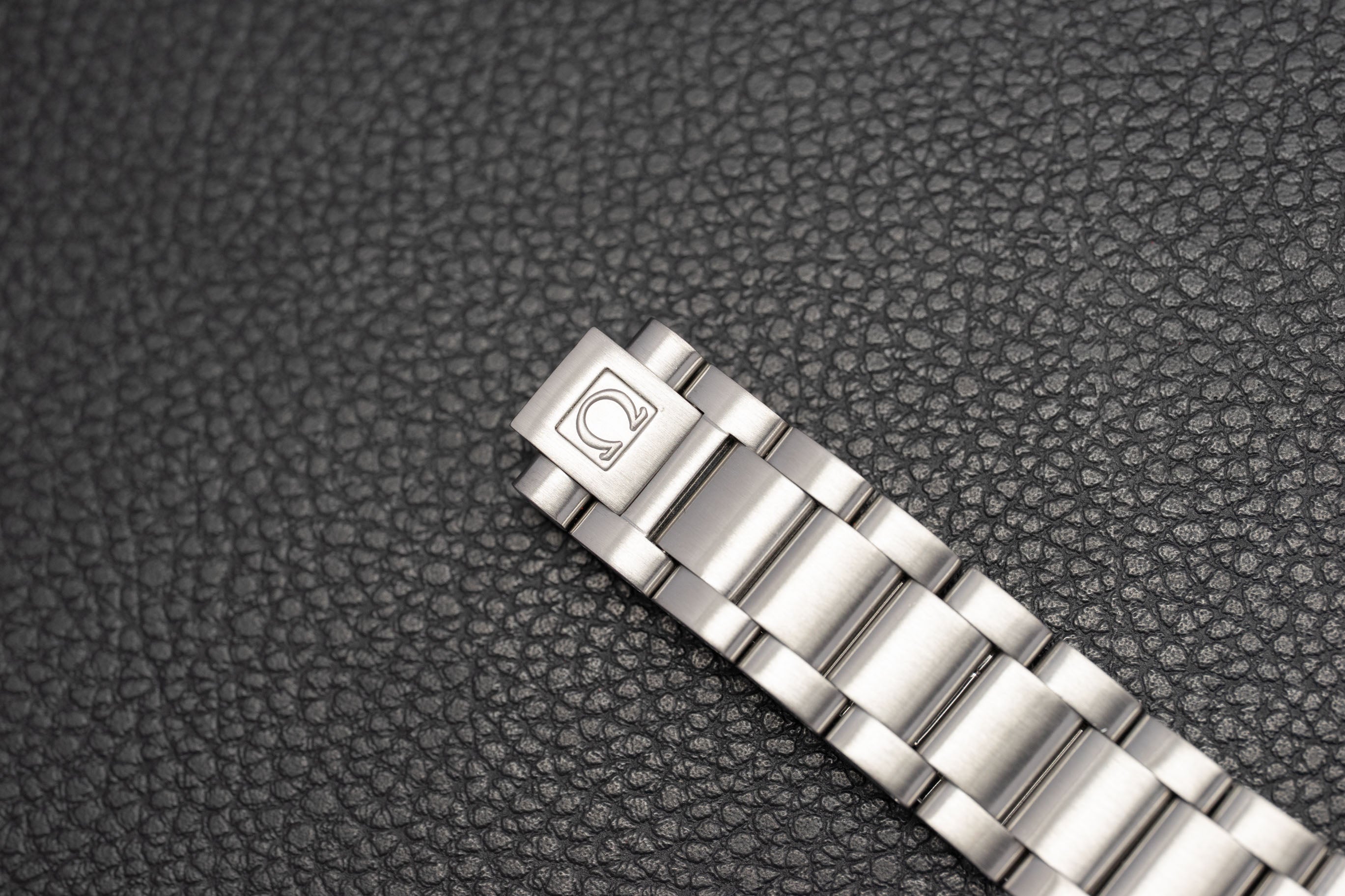 Omega Seamaster Aqua Terra 2504.30 Silver Dial 2006
