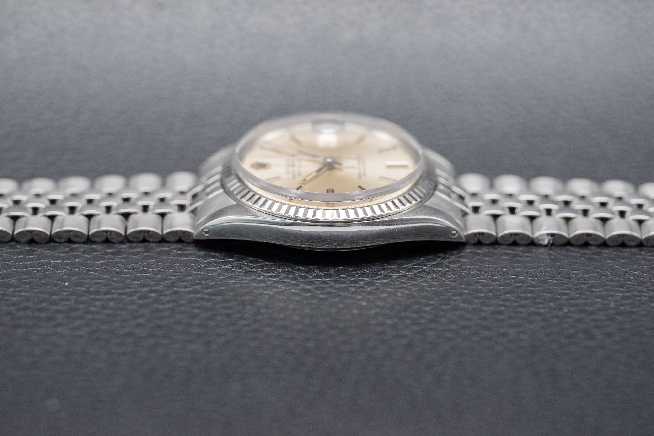 Rolex Datejust 1601 Silver Dial Fullset 1971 Box+Papers