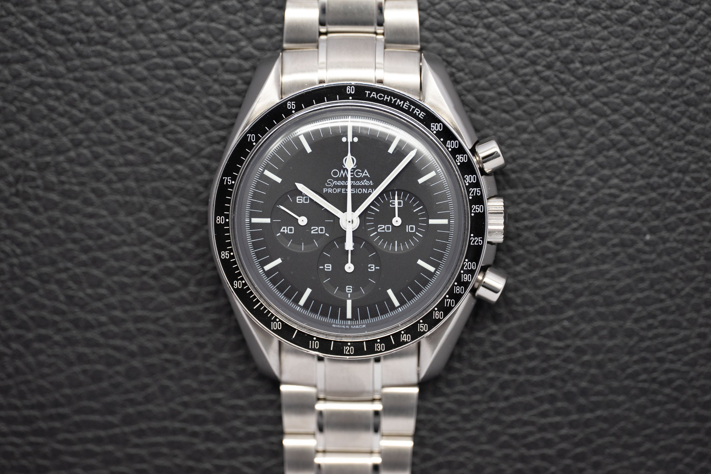 Omega Speedmaster Moonwatch 3570.50 Black Dial 2001