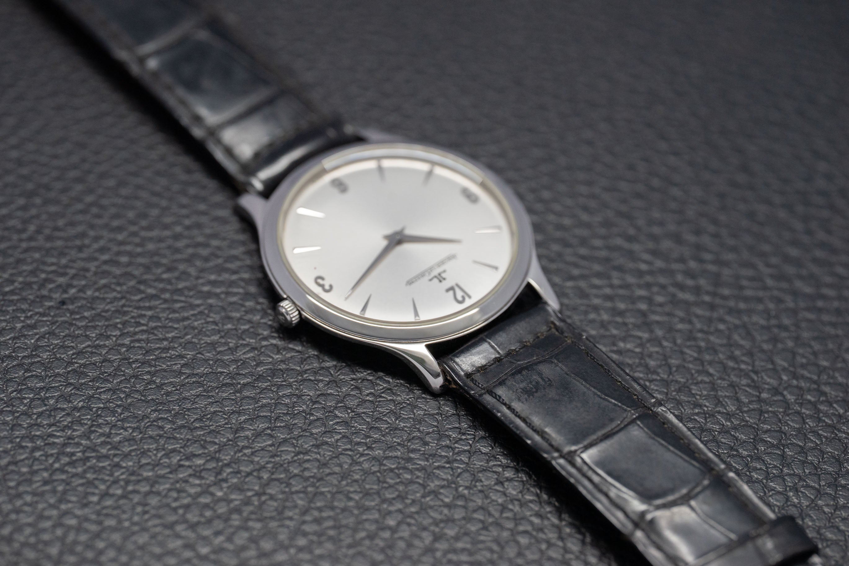 Jaeger-LeCoultre Master Ultra Thin 145.8.79 Silver 2001 Dial Box