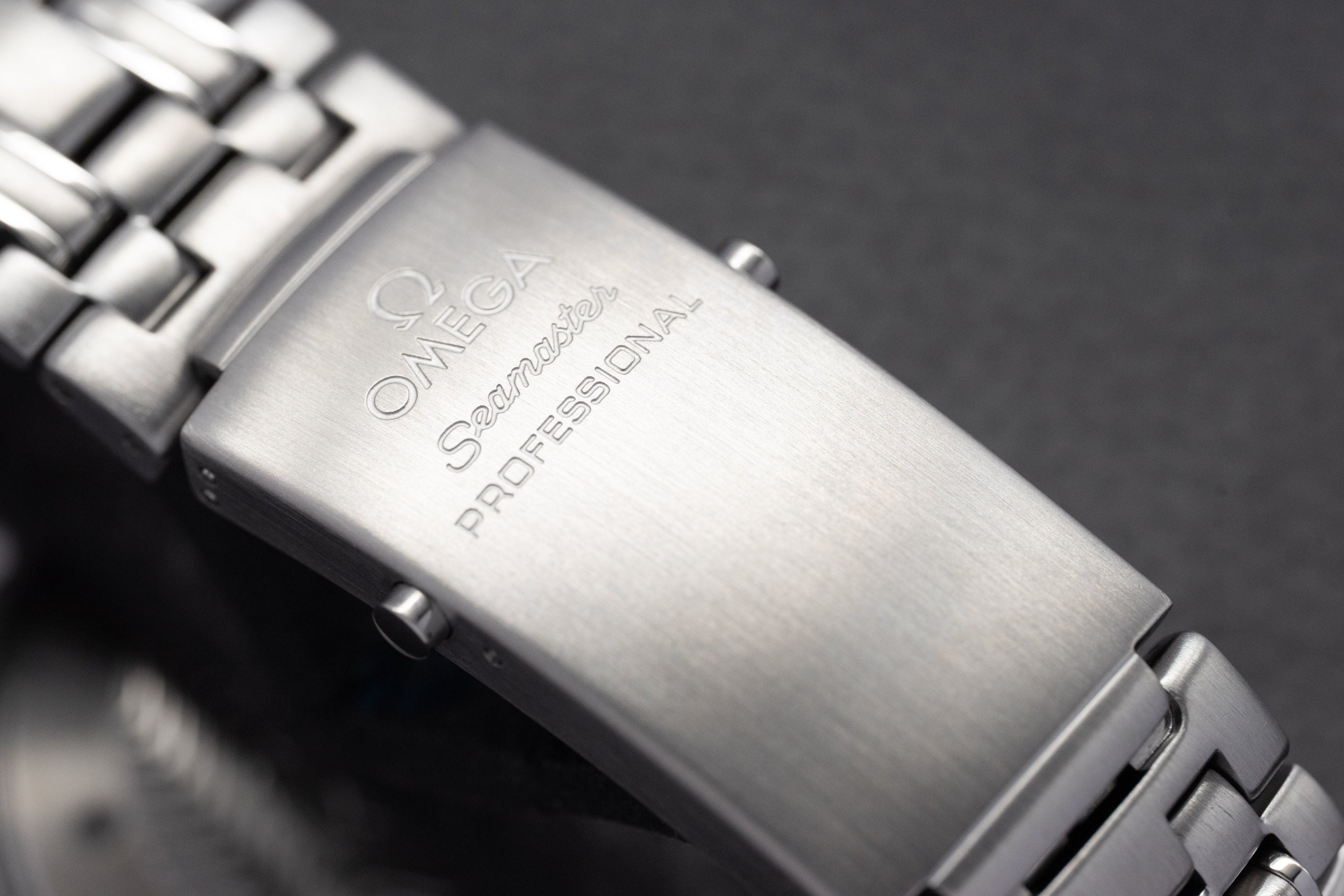 Omega Seamaster Diver 300 2531.80 Blue Dial 2007