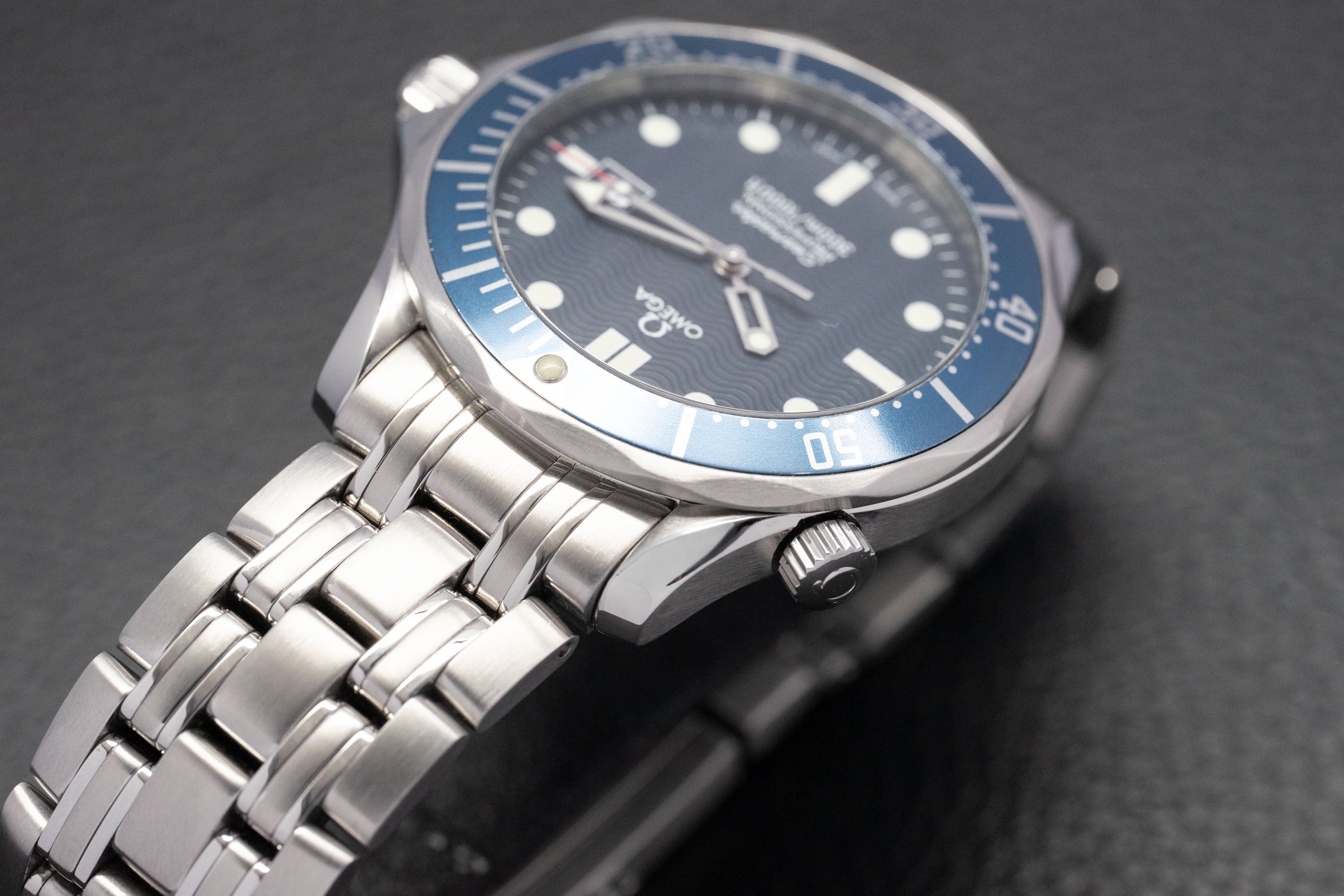 Omega Seamaster Diver 300 2541.80 Blue Dial 1998