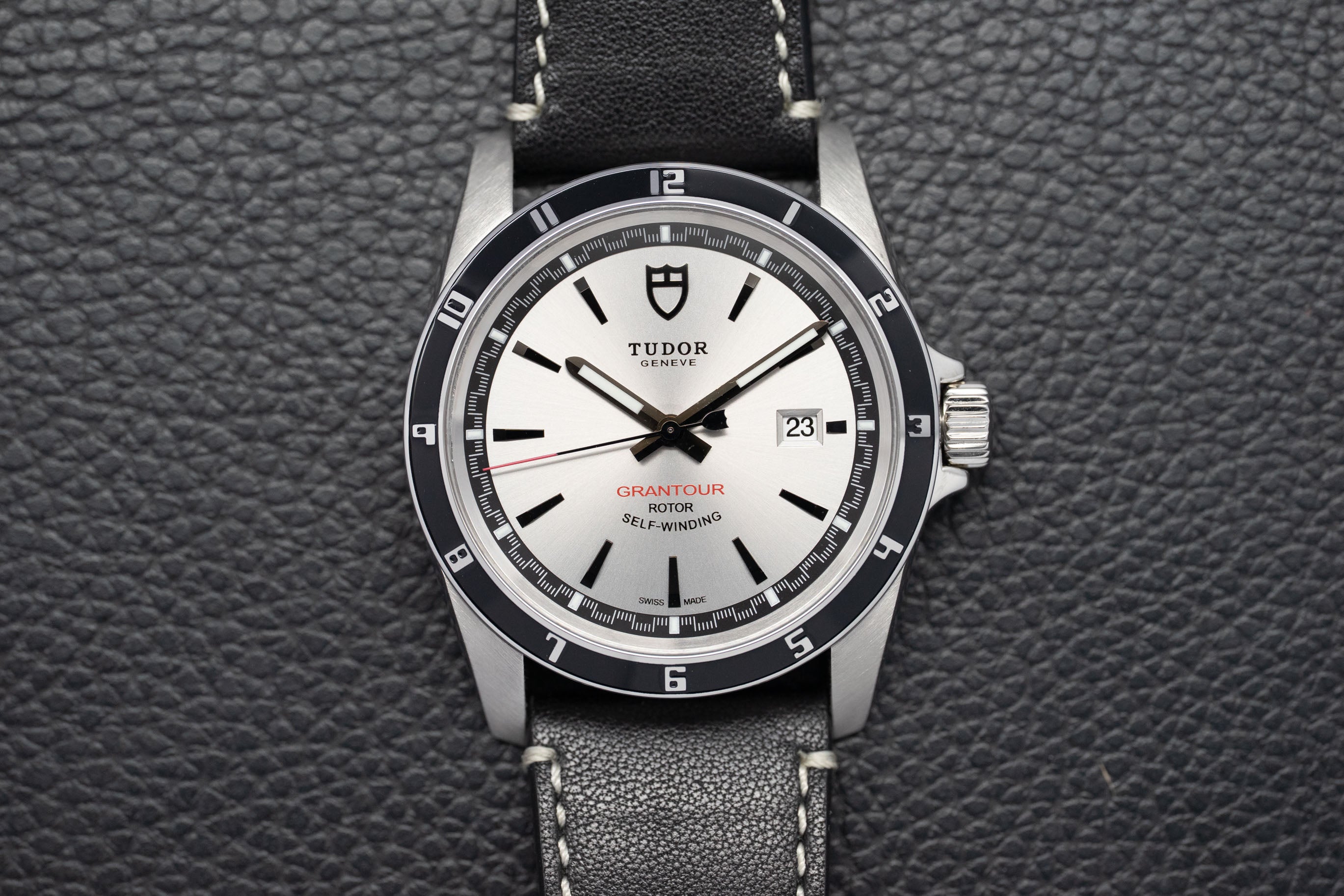 Tudor Grantour Date 20500N Cadran Argent 2016