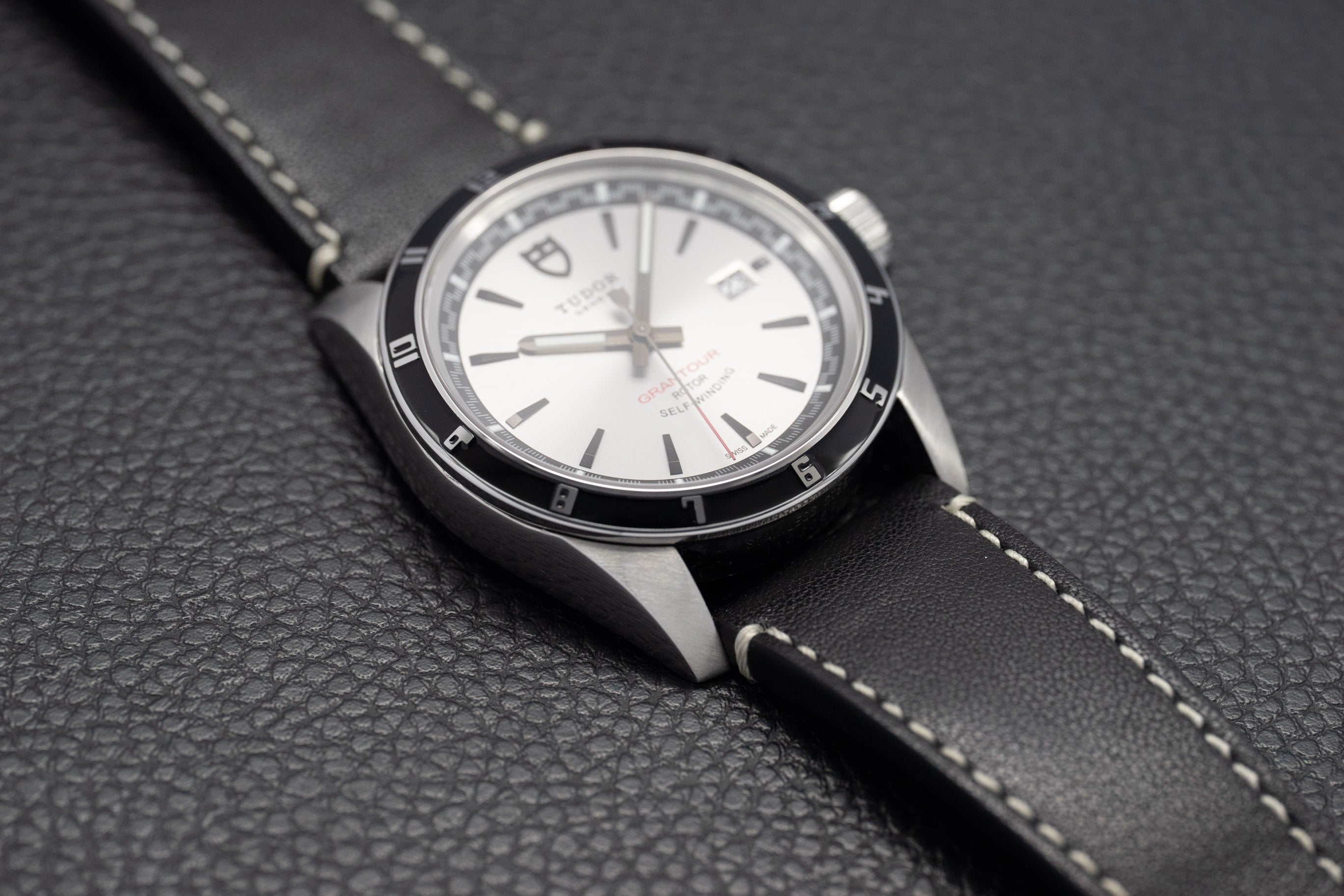 Tudor Grantour Date 20500N Cadran Argent 2016