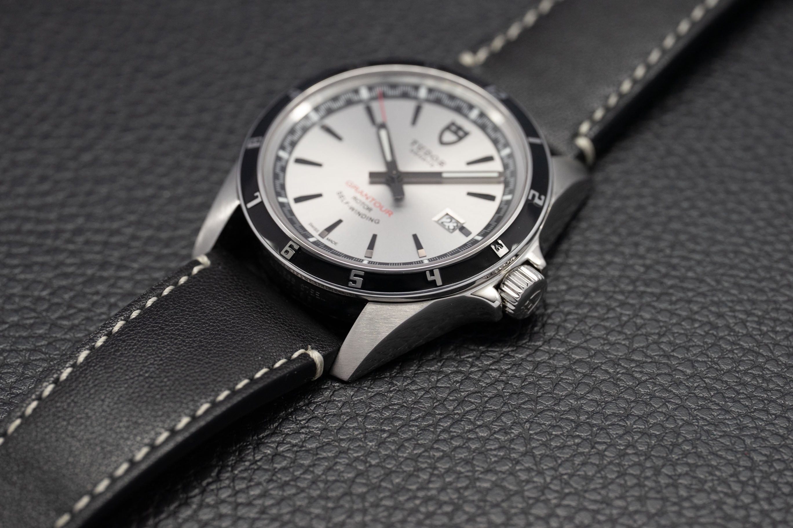 Tudor Grantour Date 20500N Cadran Argent 2016